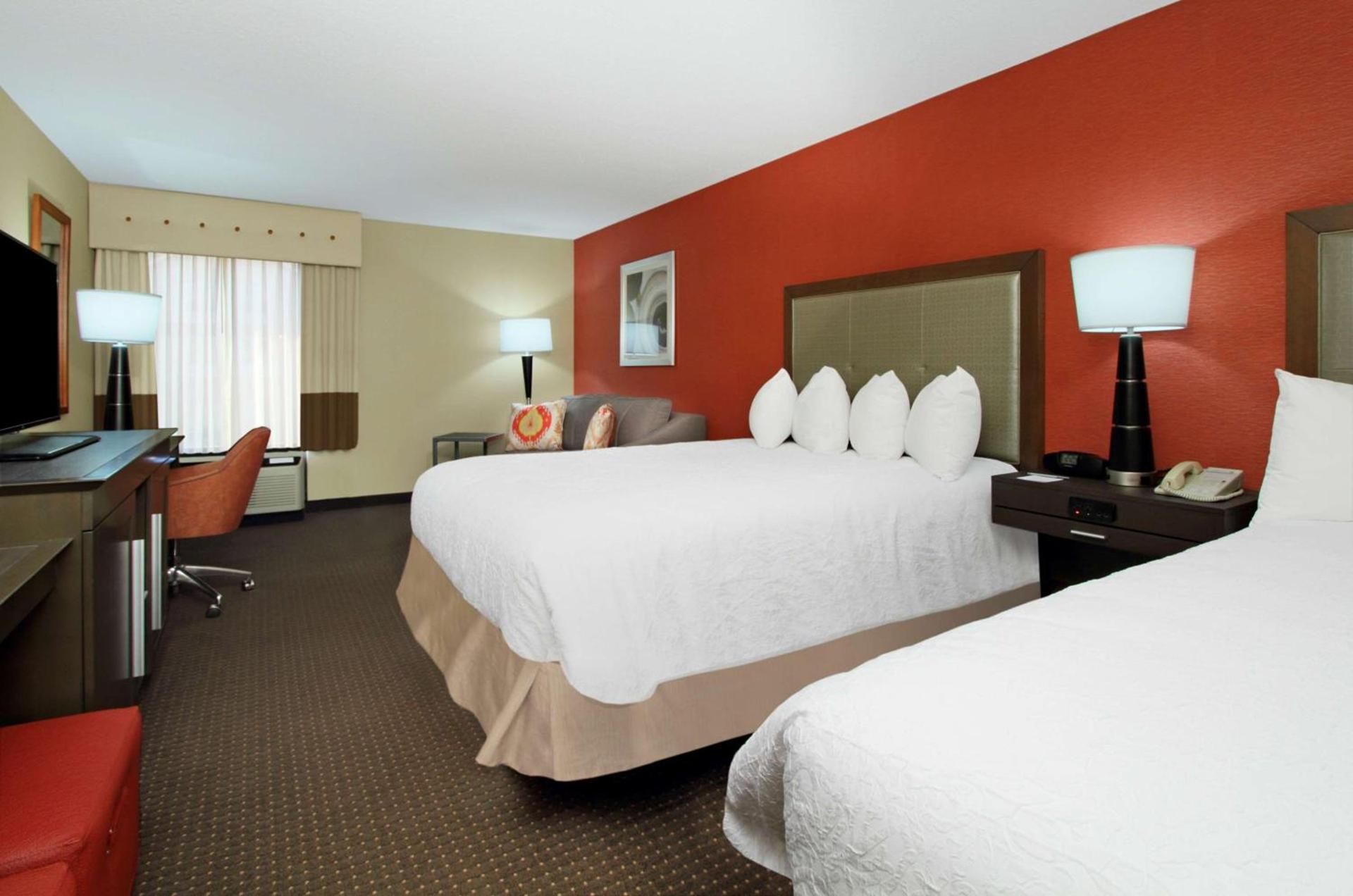 Hampton Inn Columbus-International Airport photo 31