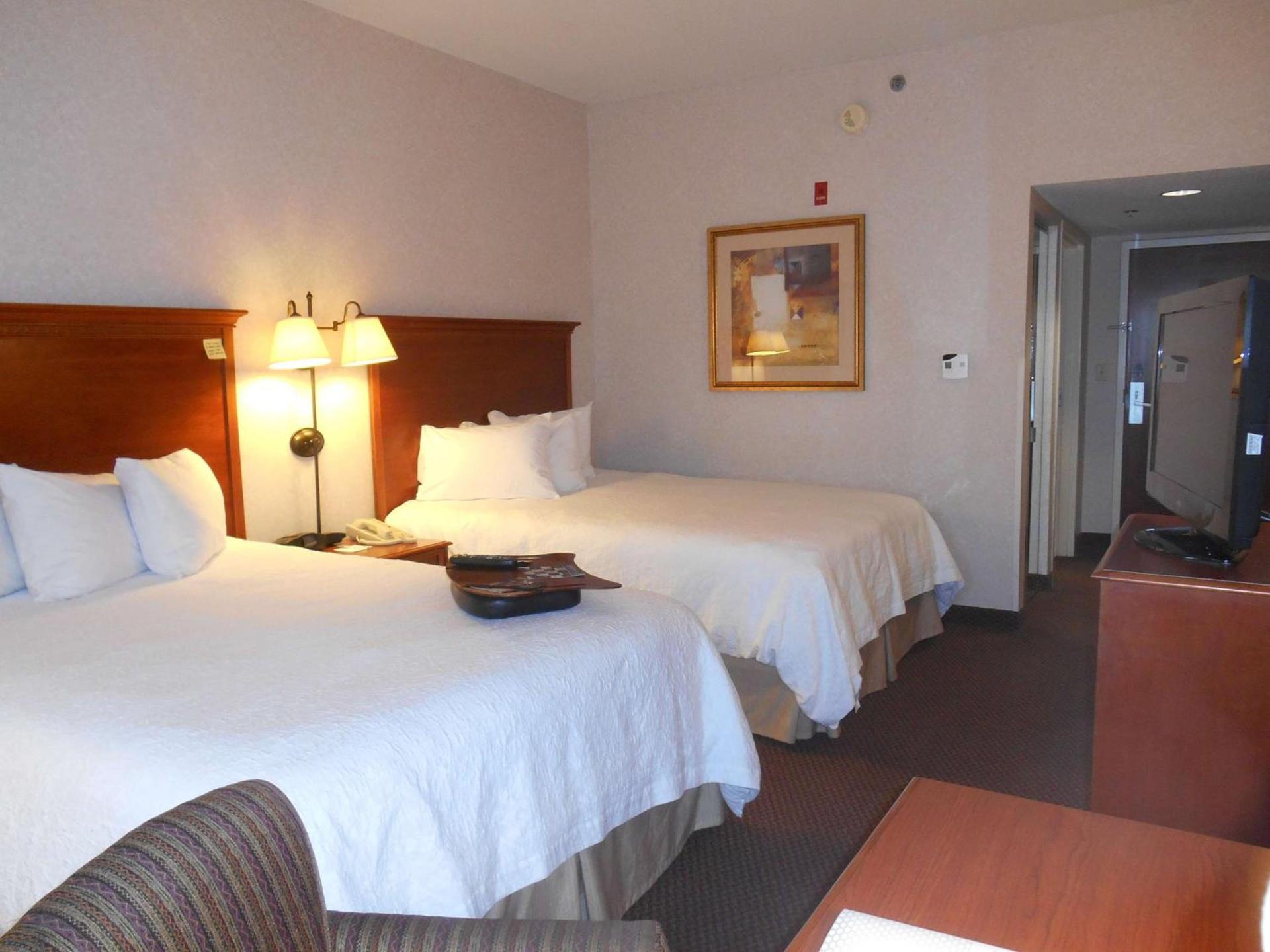 Hampton Inn Columbus-International Airport photo 34