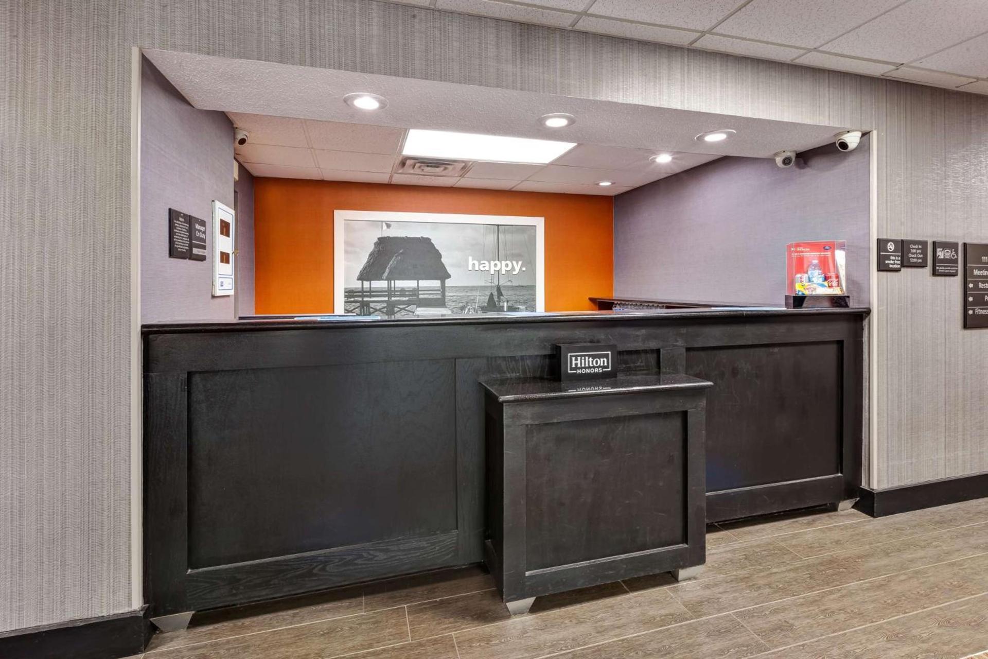 Hampton Inn Columbus/Delaware I-71 North photo 4