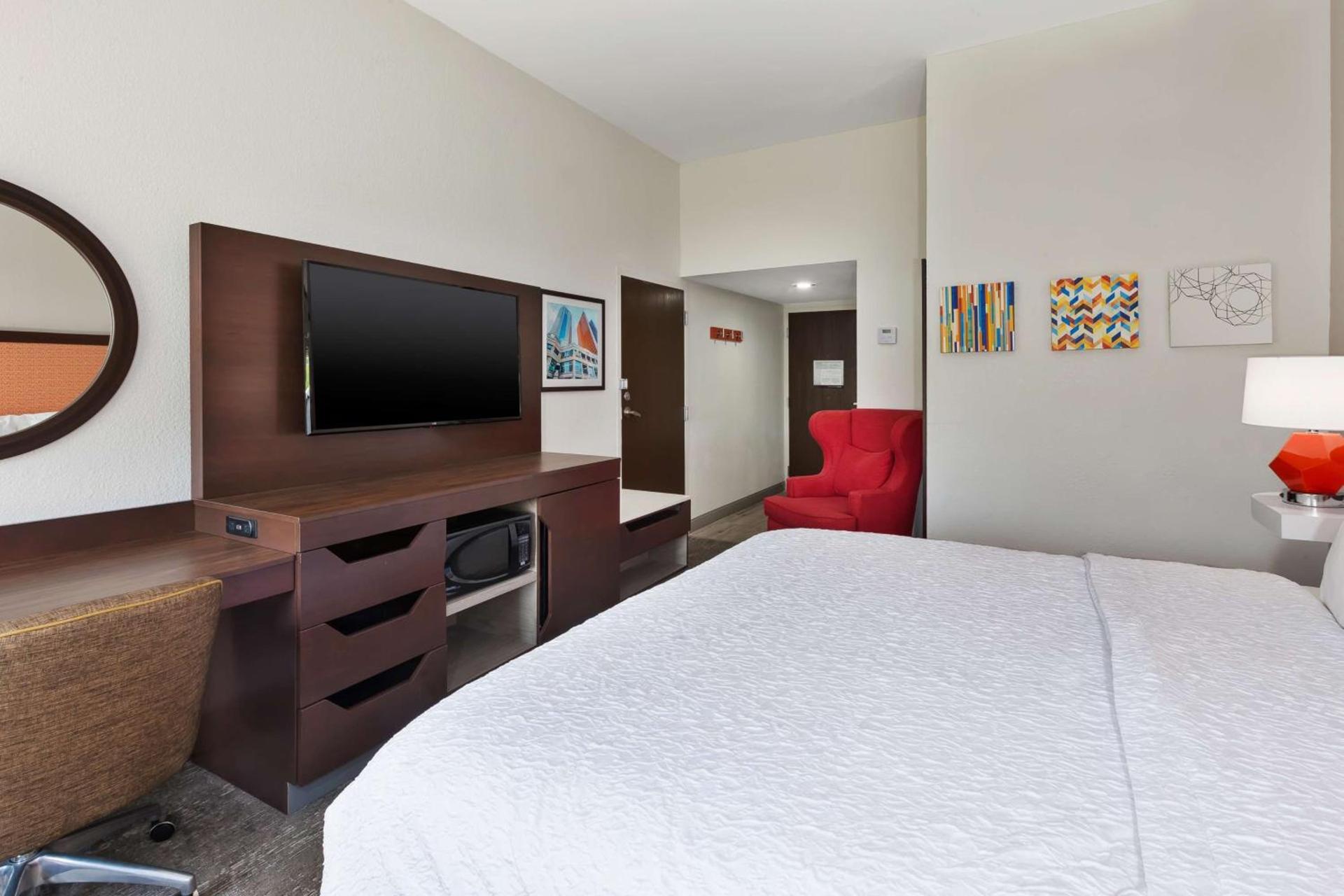 Hampton Inn Columbus/Delaware I-71 North photo 26
