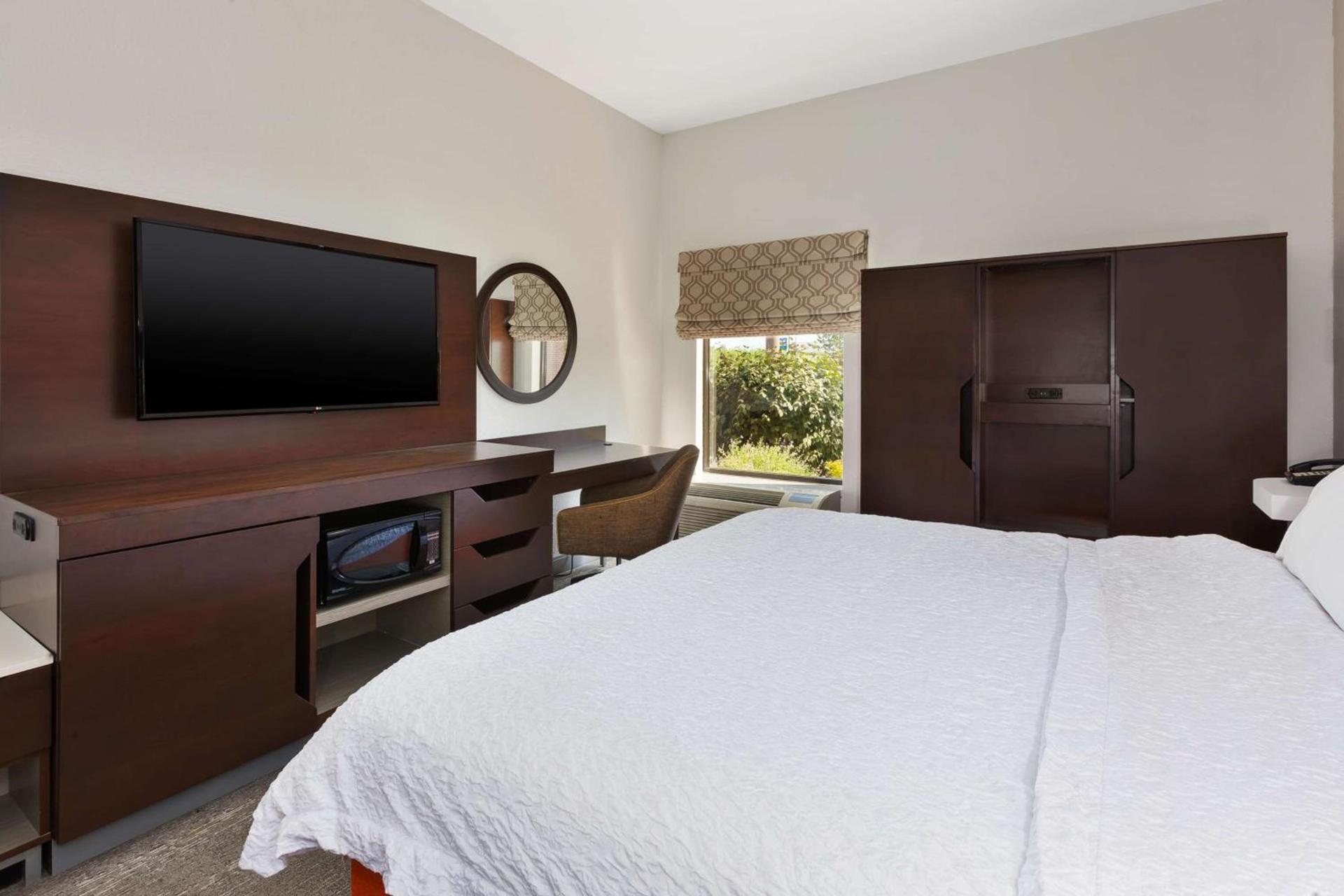 Hampton Inn Columbus/Delaware I-71 North photo 30