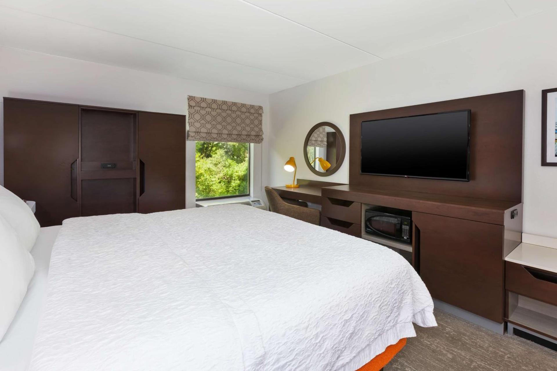 Hampton Inn Columbus/Delaware I-71 North photo 31