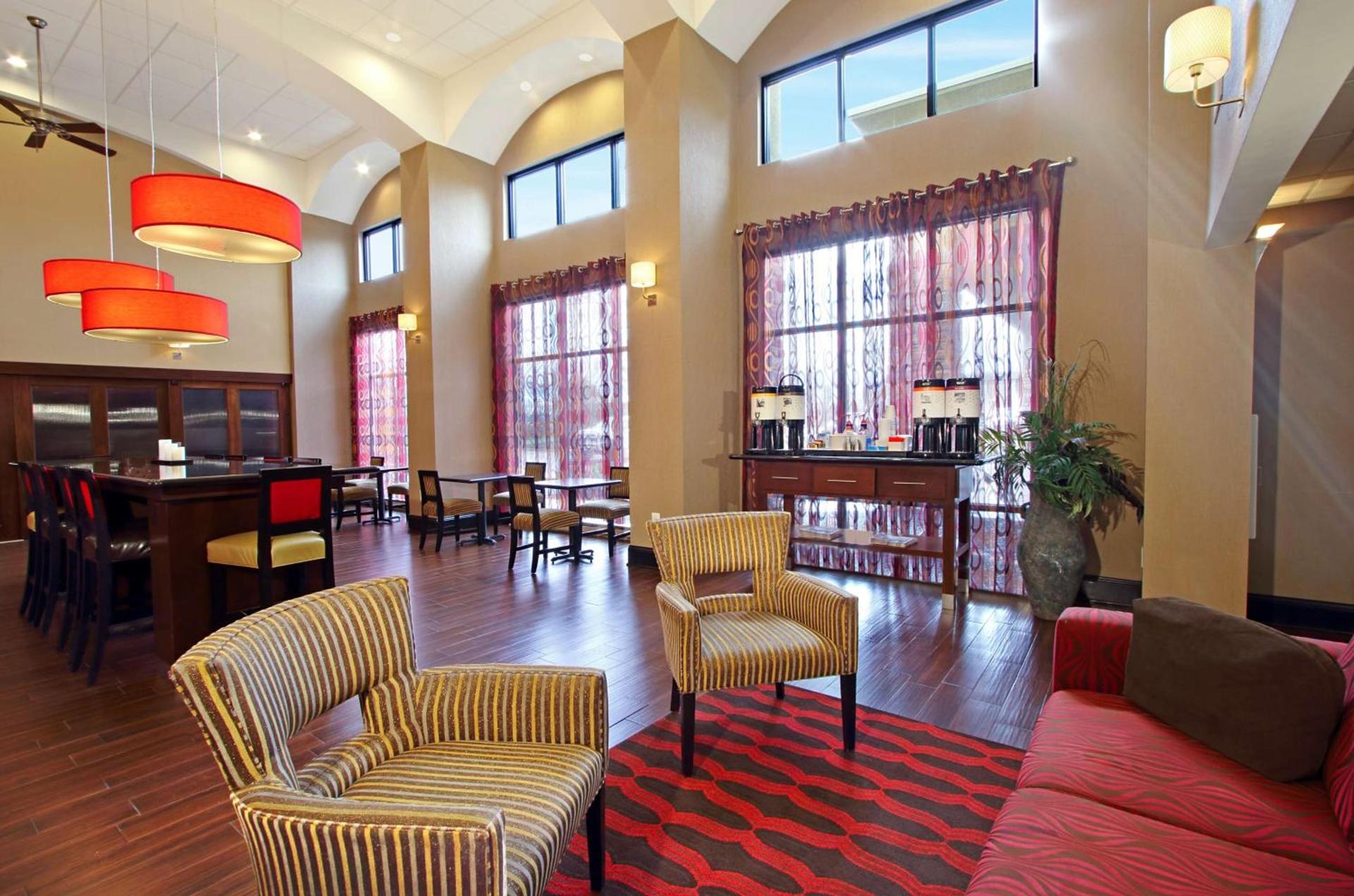 Hampton Inn & Suites Columbus Hilliard photo 8