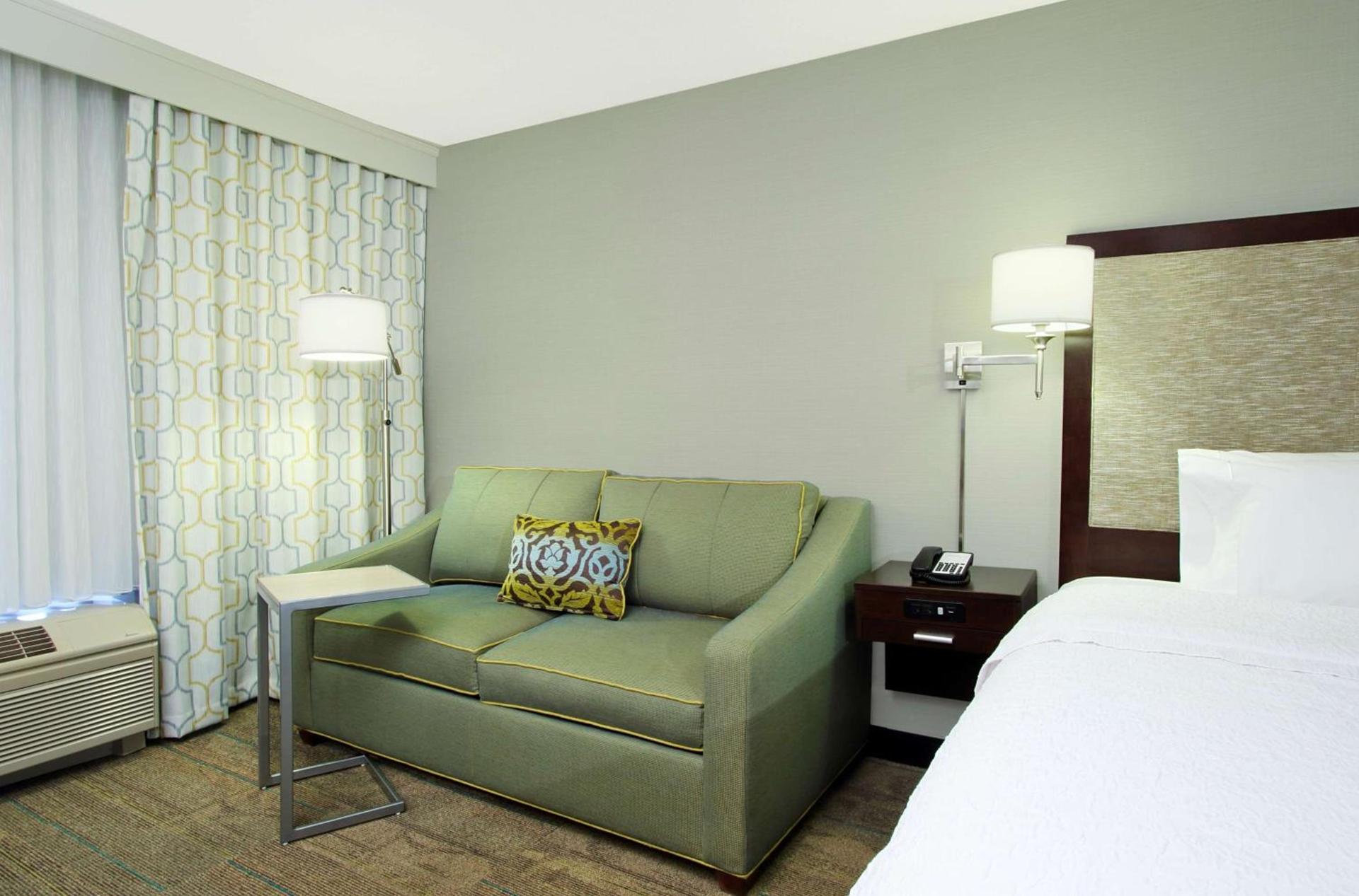 Hampton Inn & Suites Columbus Hilliard photo 19