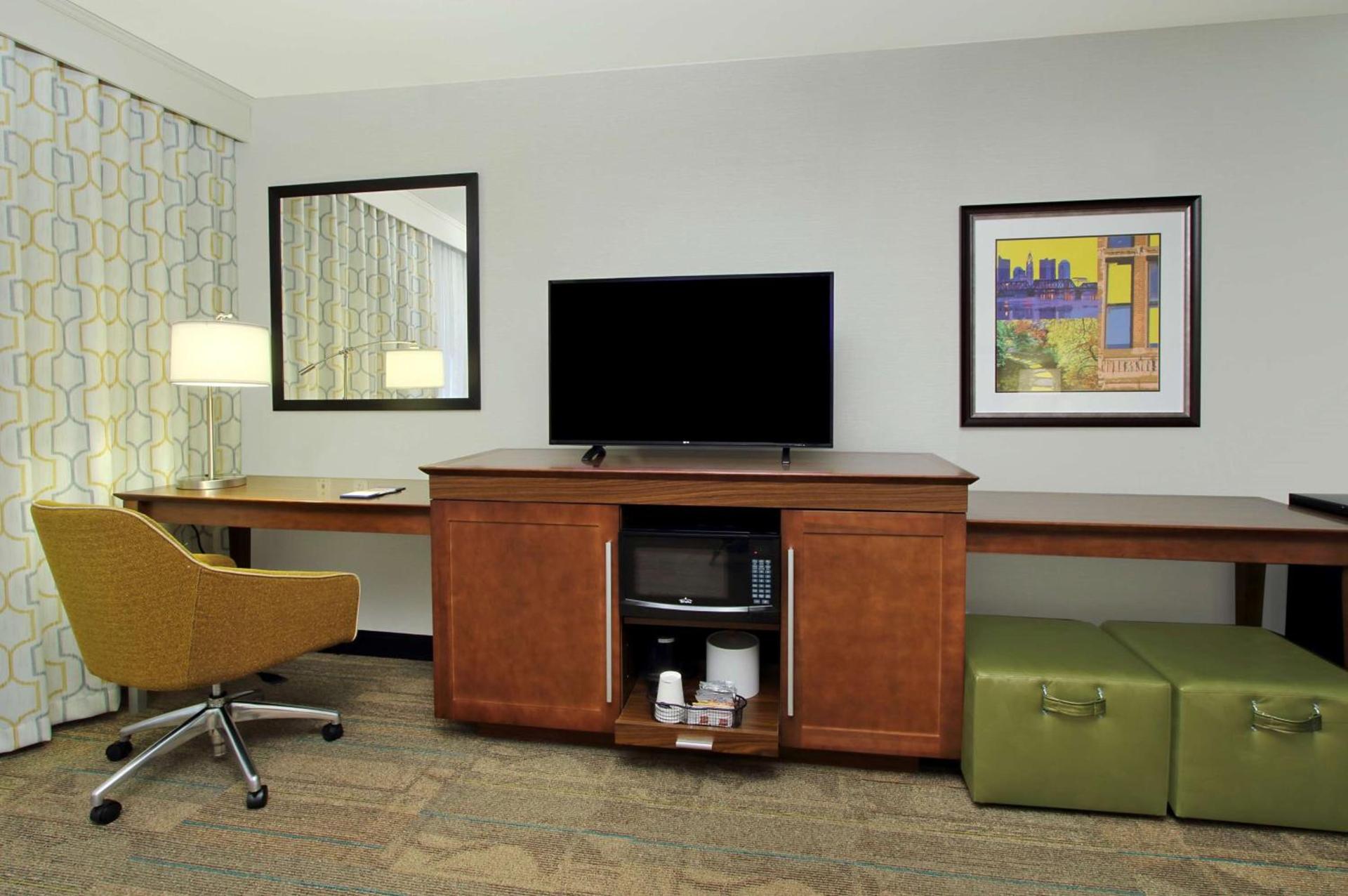 Hampton Inn & Suites Columbus Hilliard photo 27