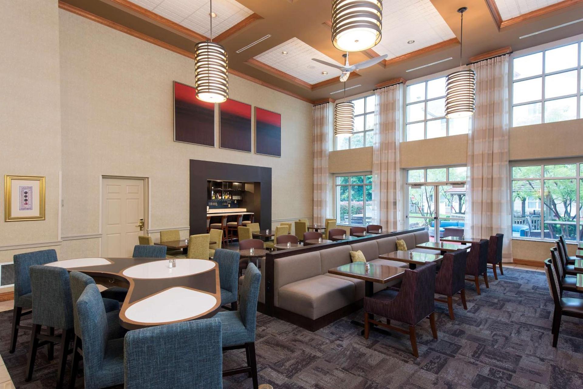 Homewood Suites Columbus - Airport photo 13
