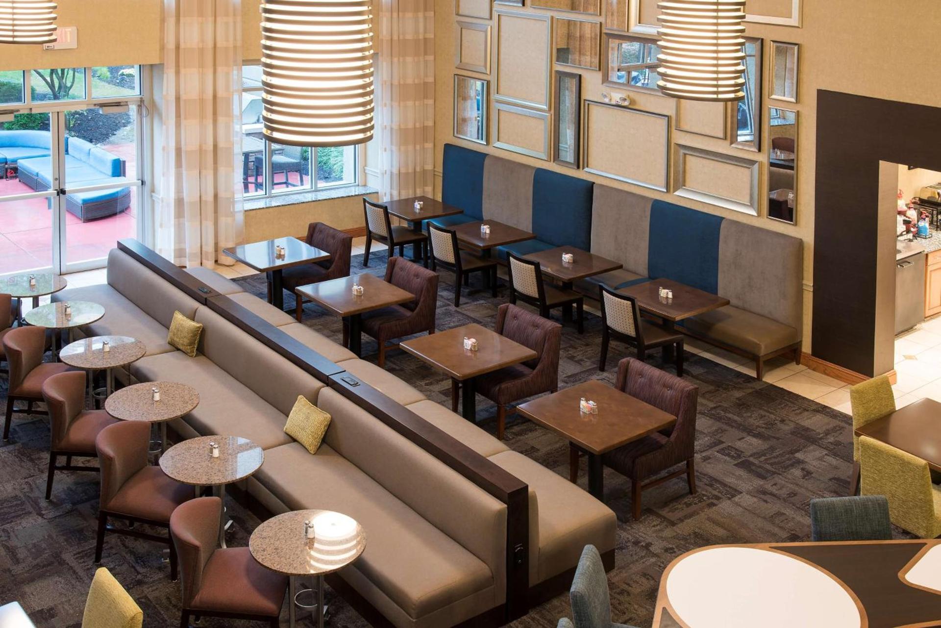 Homewood Suites Columbus - Airport photo 16