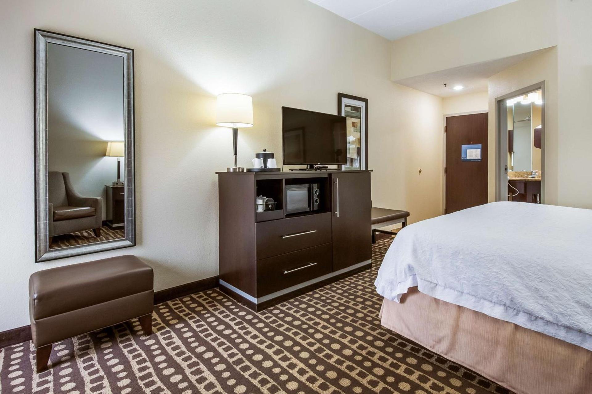 Hampton Inn West photo 16