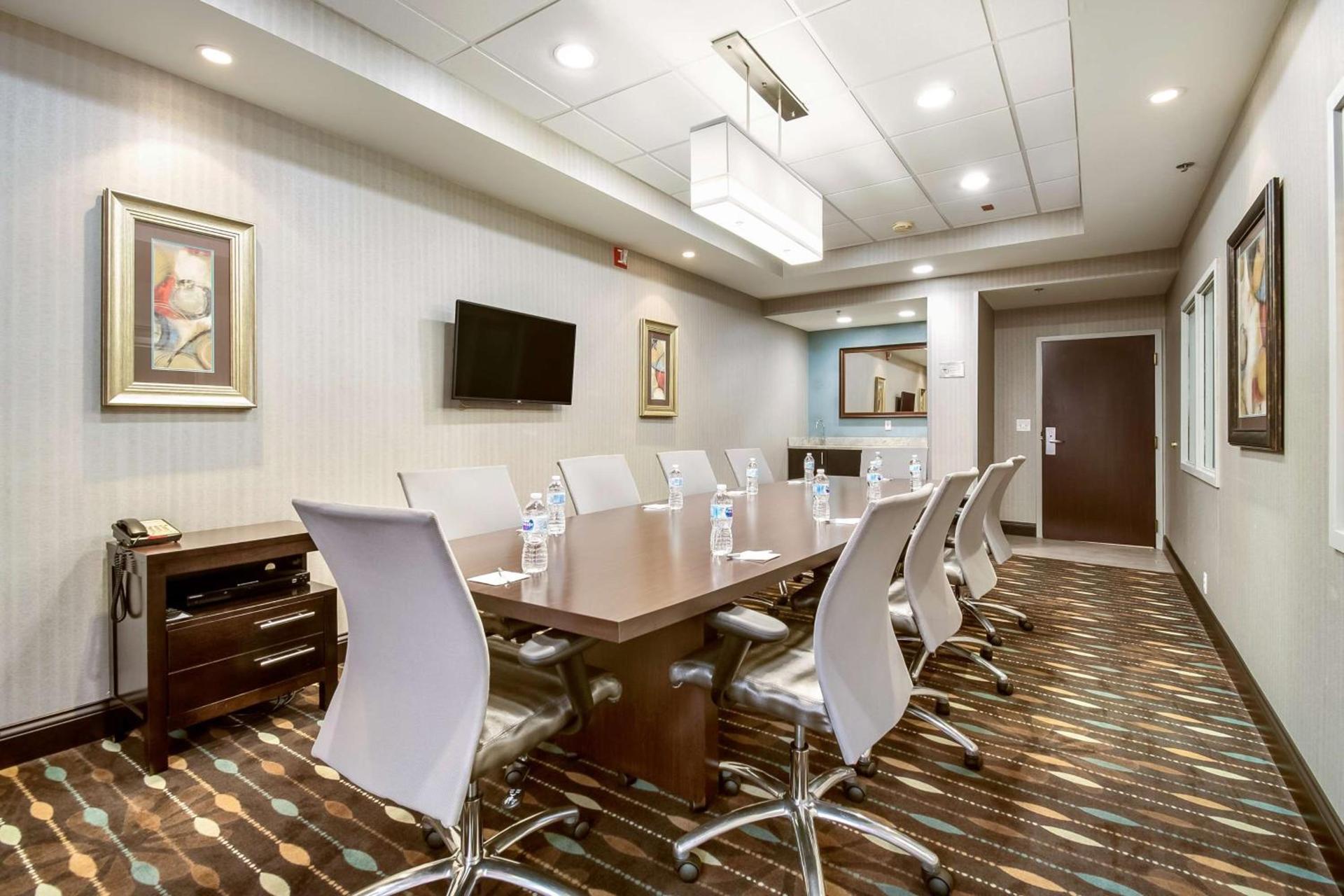 Hampton Inn West photo 22