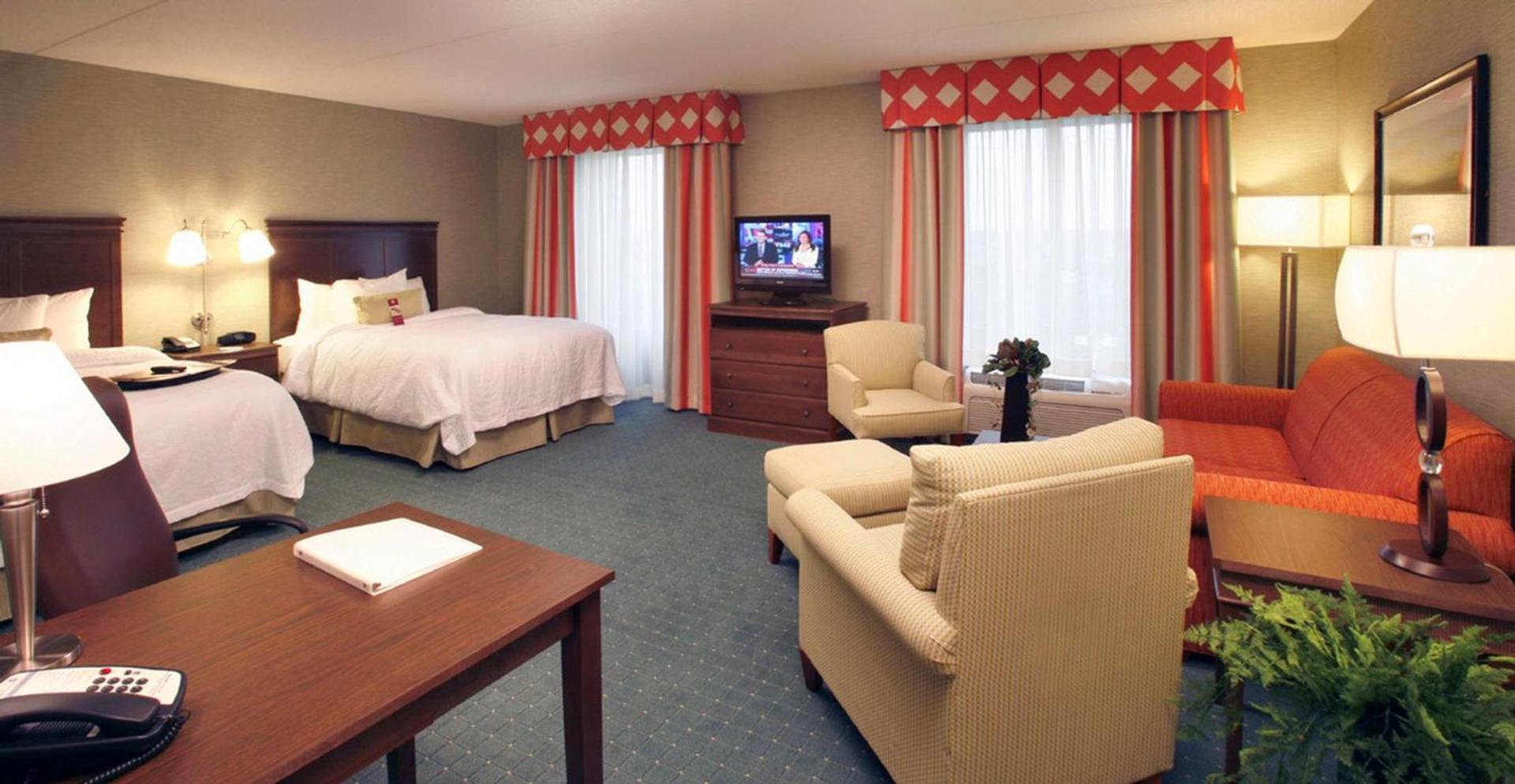 Hampton Inn & Suites Columbus Polaris photo 13