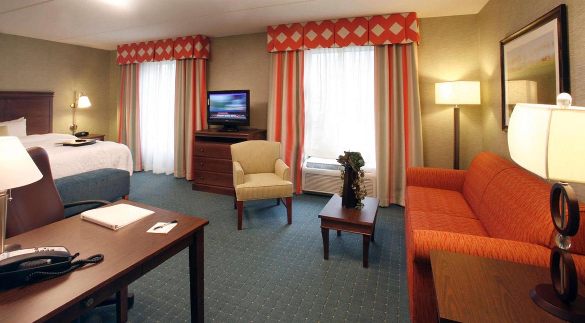 Hampton Inn & Suites Columbus Polaris photo 18