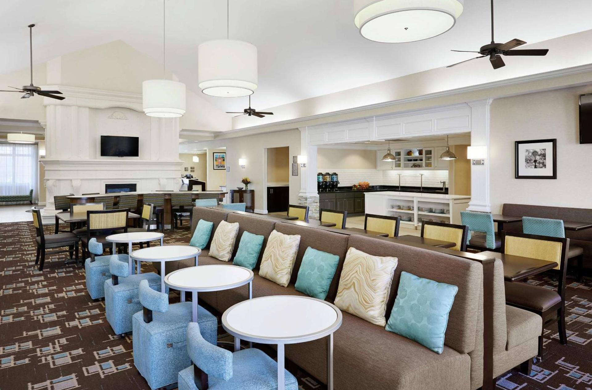 Homewood Suites Champaign-Urbana photo 9