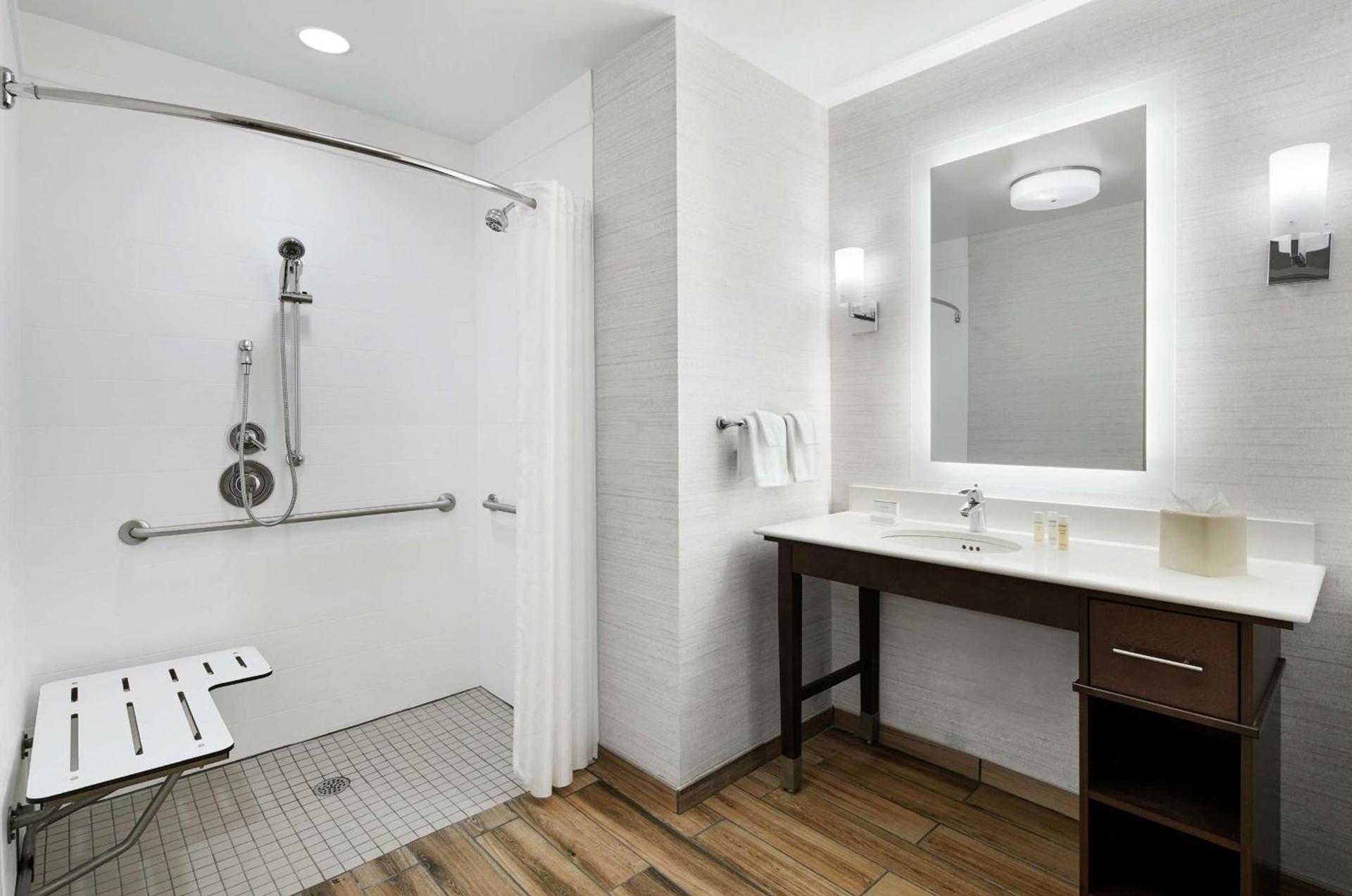 Homewood Suites Champaign-Urbana photo 15