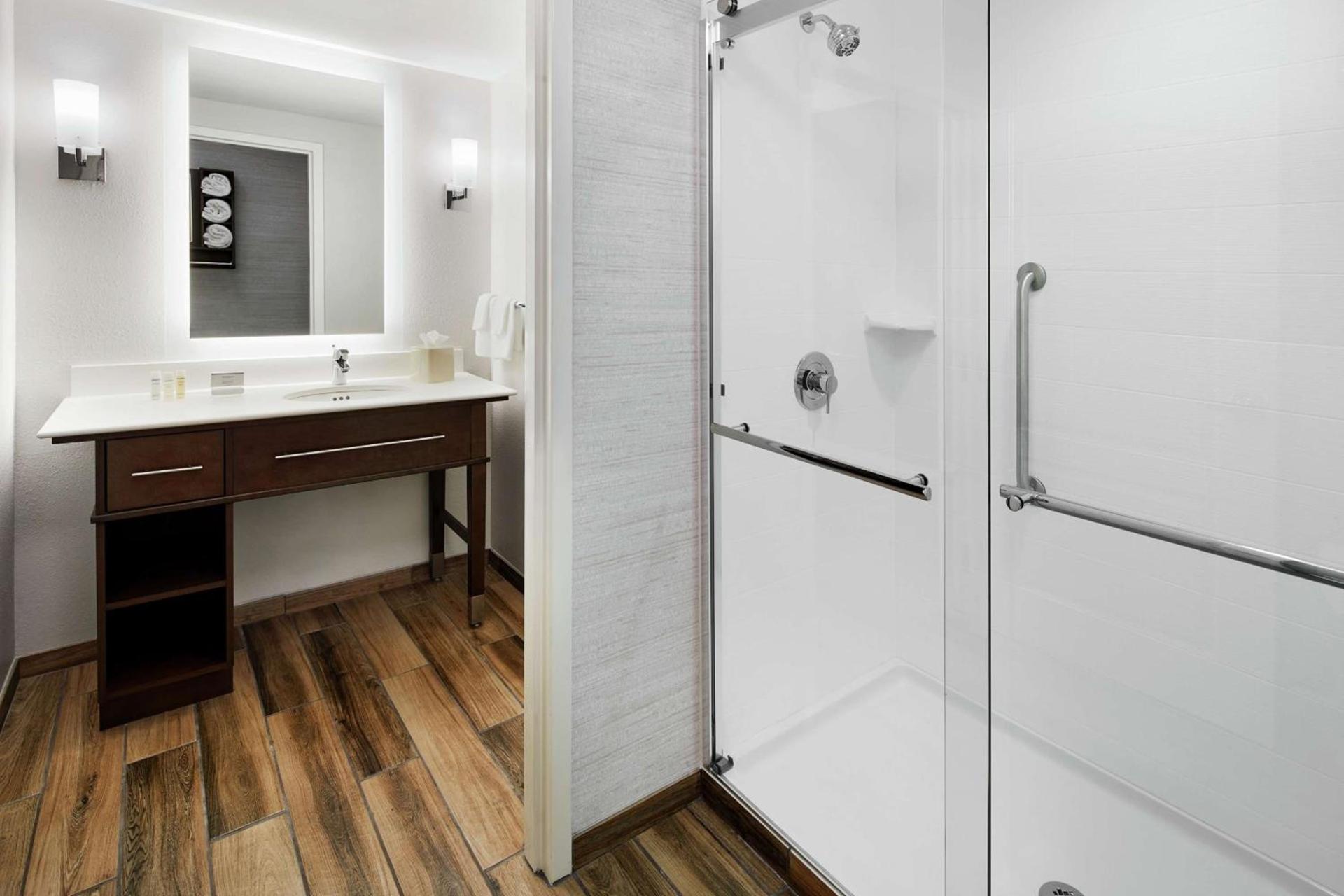 Homewood Suites Champaign-Urbana photo 18