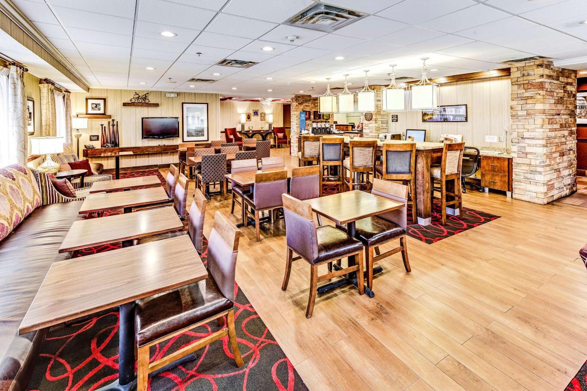 Hampton Inn Columbus I-70E/Hamilton Road photo 16