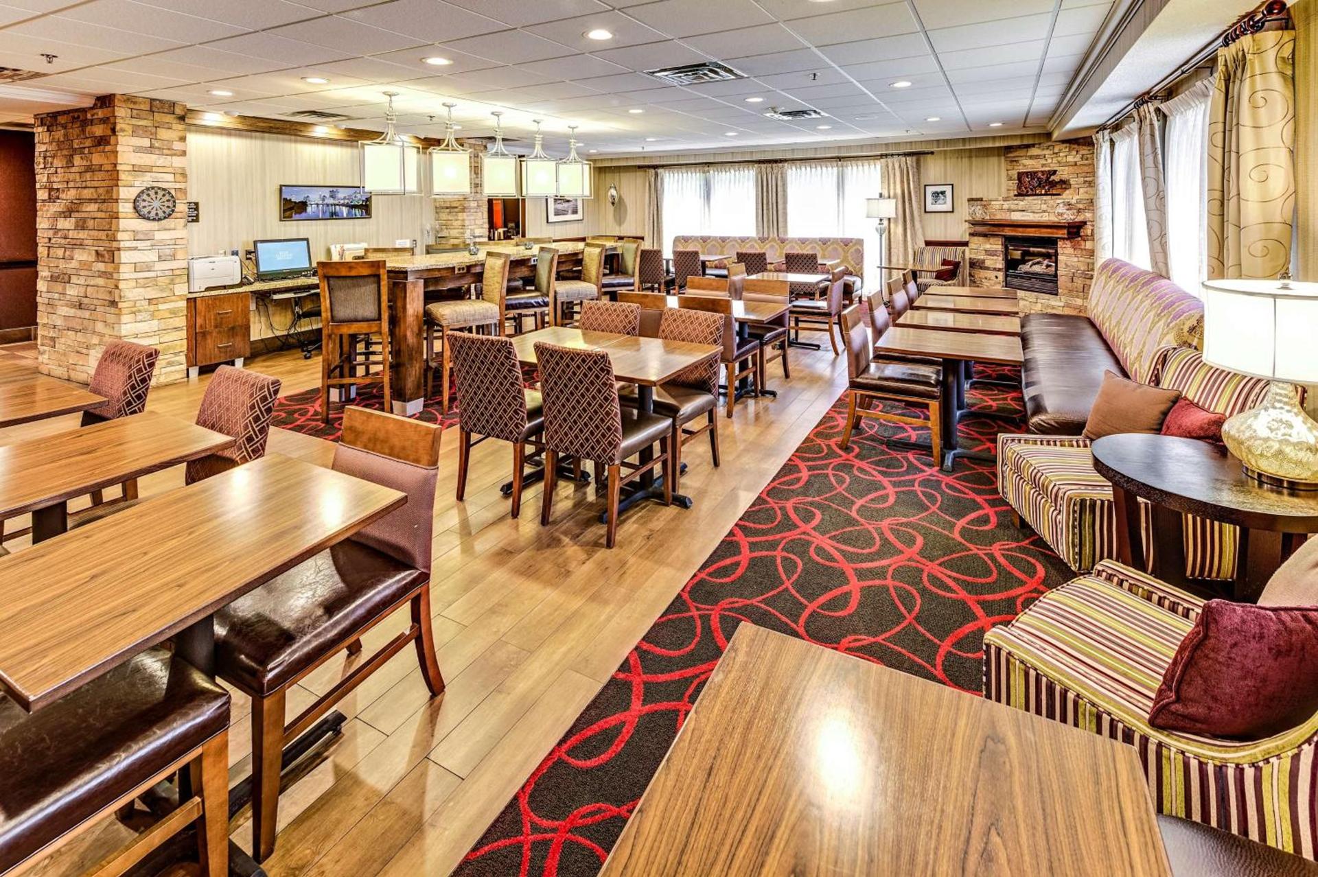 Hampton Inn Columbus I-70E/Hamilton Road photo 20