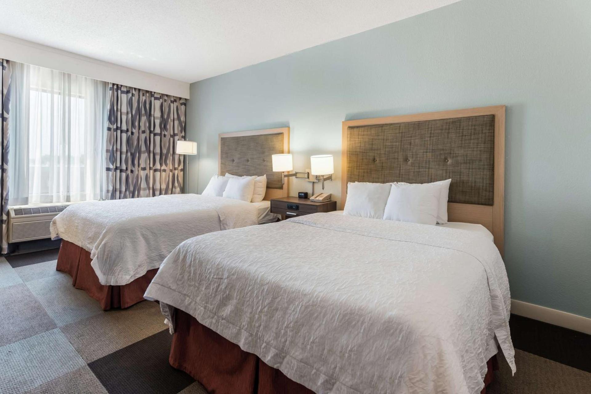Hampton Inn Columbus I-70E/Hamilton Road photo 42
