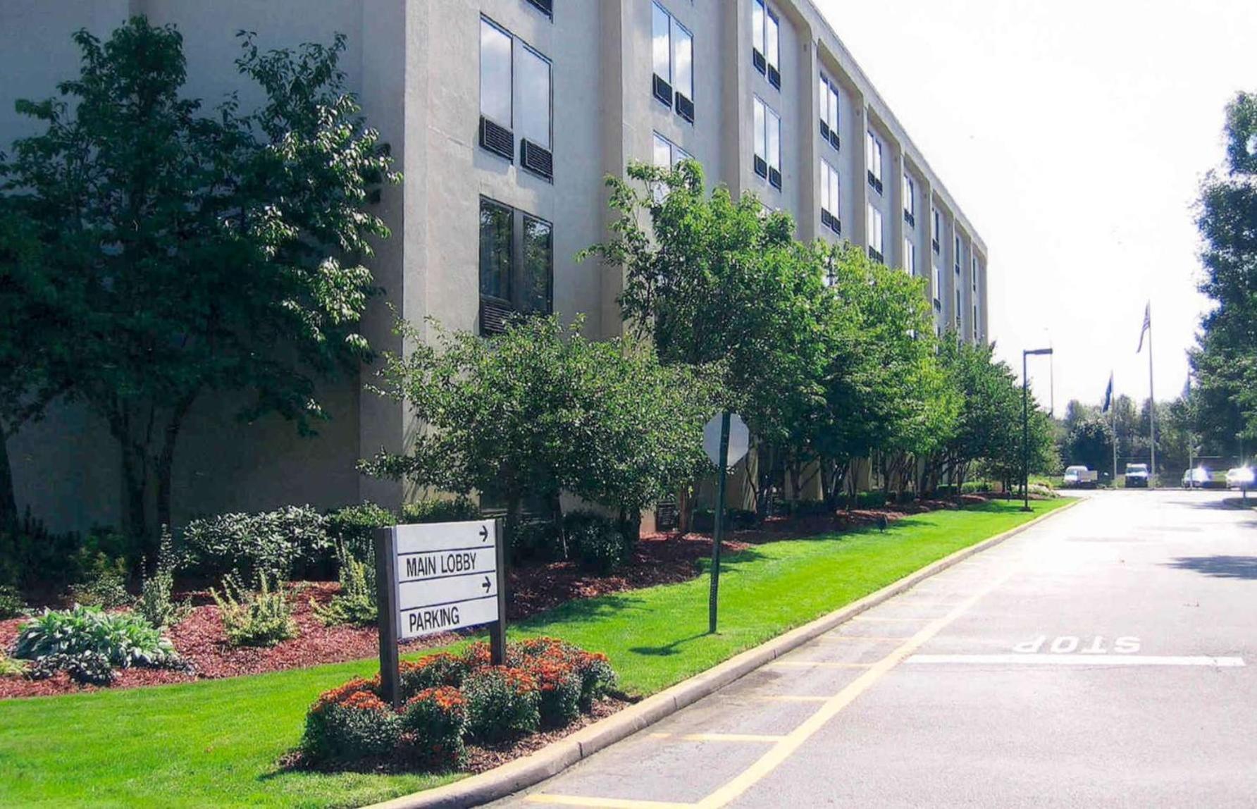 Hampton Inn Long Island/Commack photo 6