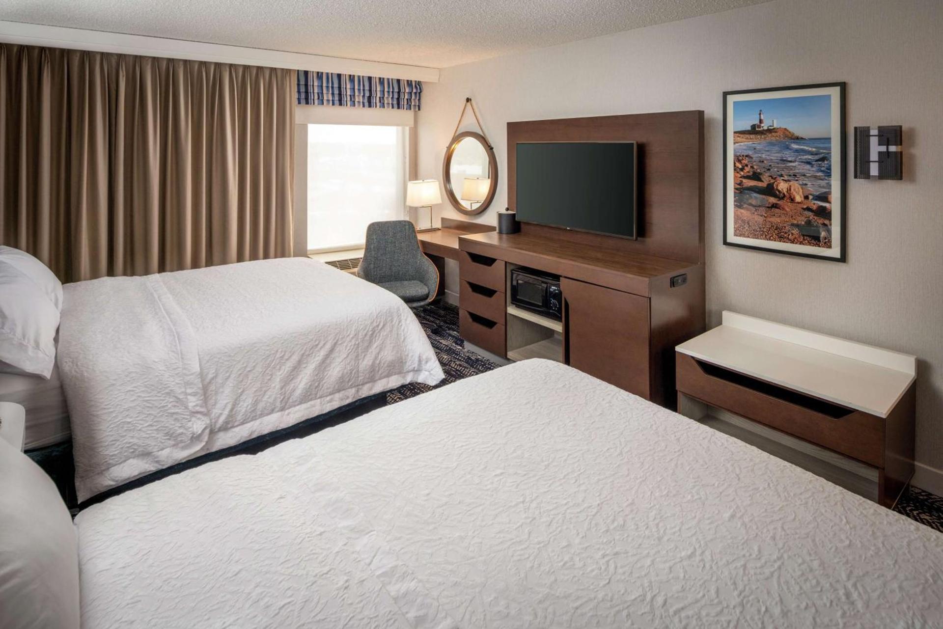 Hampton Inn Long Island/Commack photo 17