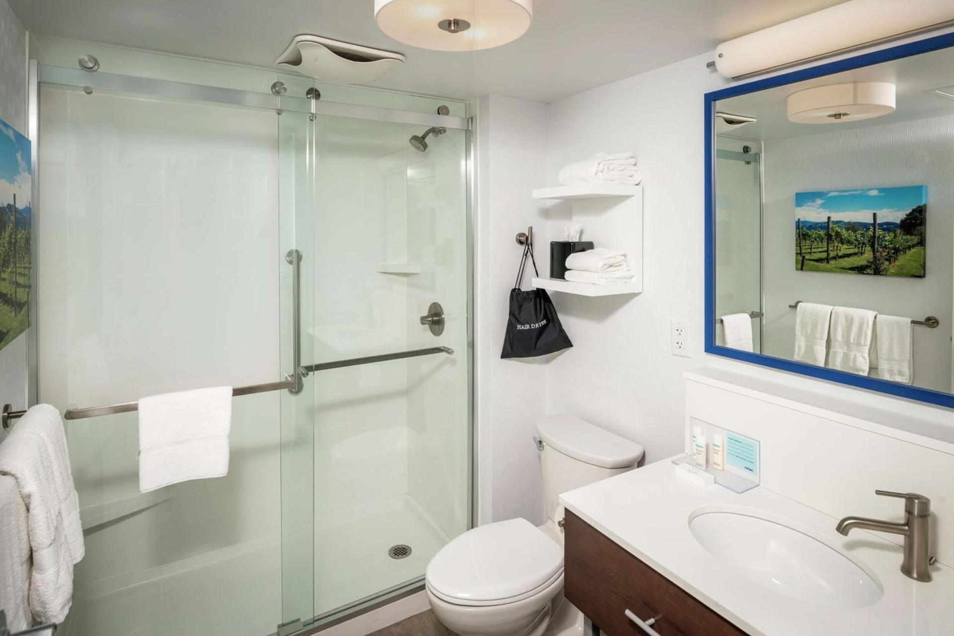 Hampton Inn Long Island/Commack photo 20