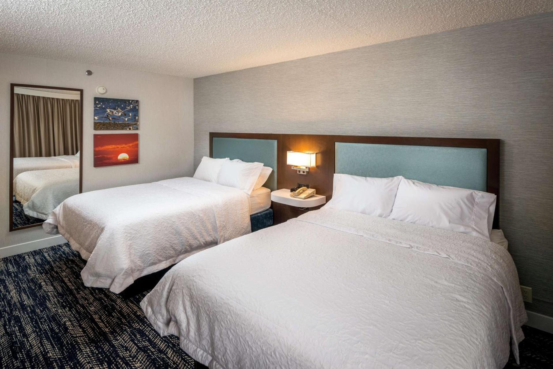 Hampton Inn Long Island/Commack photo 19