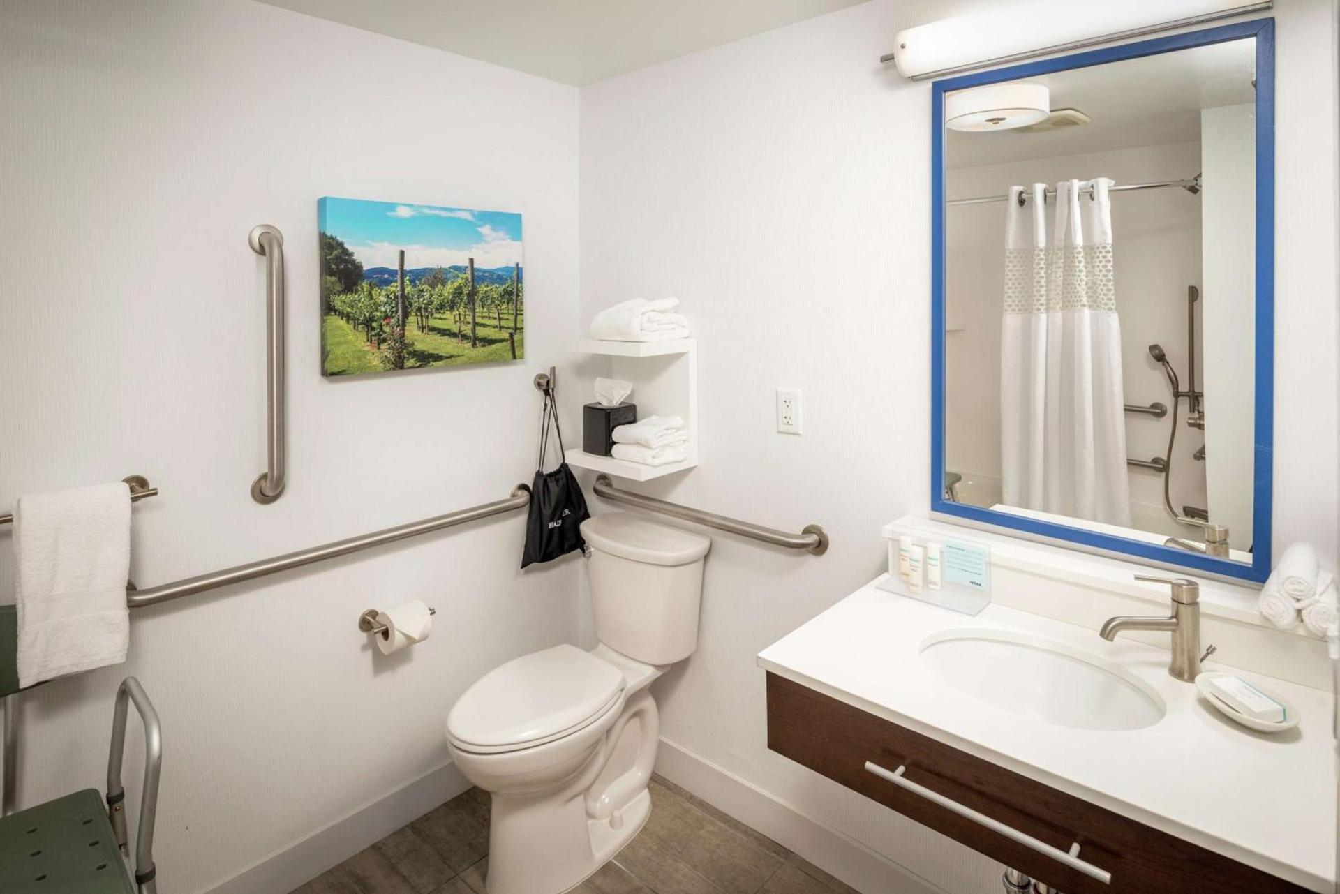 Hampton Inn Long Island/Commack photo 22