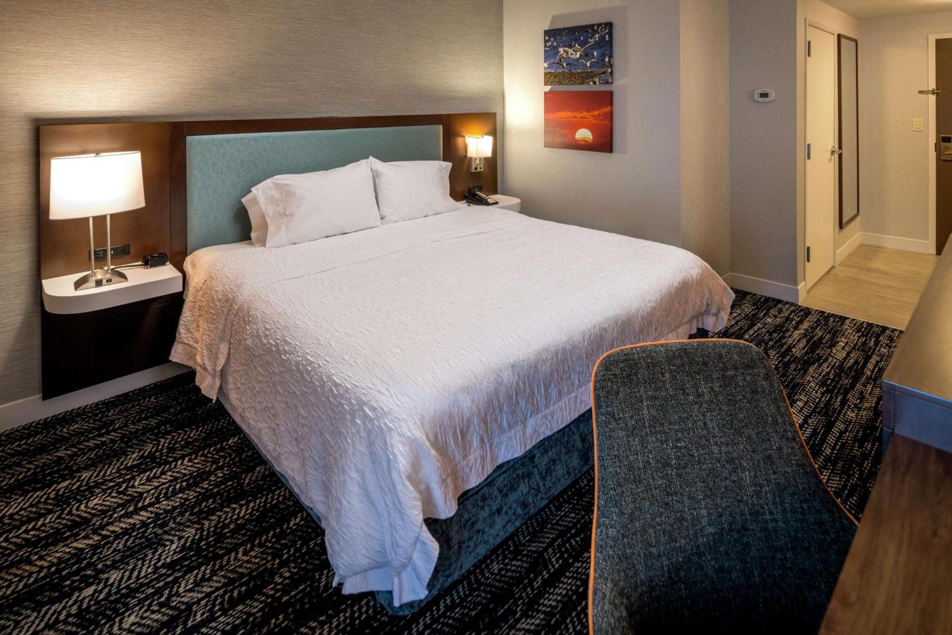 Hampton Inn Long Island/Commack photo 23