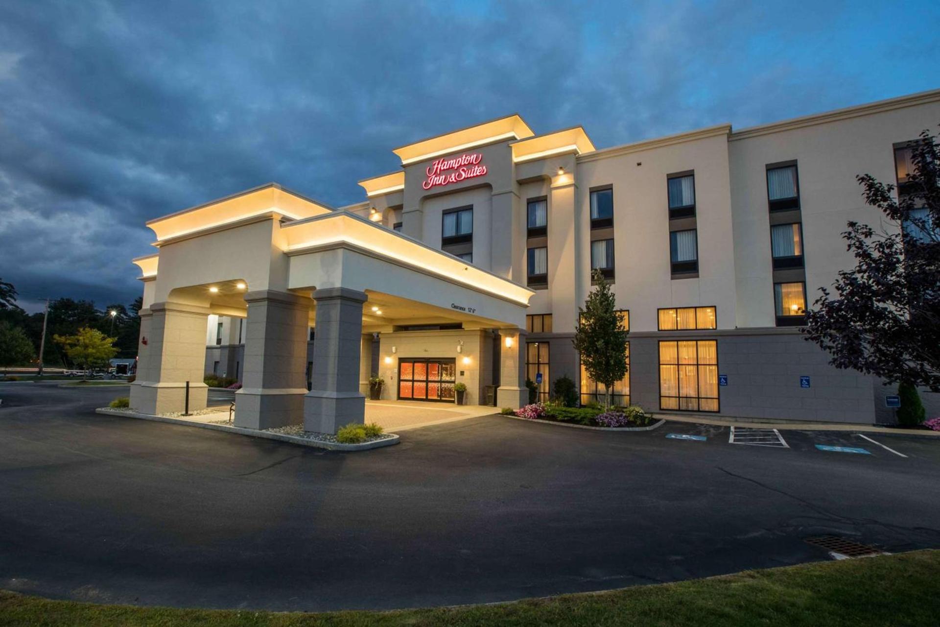 Hampton Inn & Suites Tilton photo 4