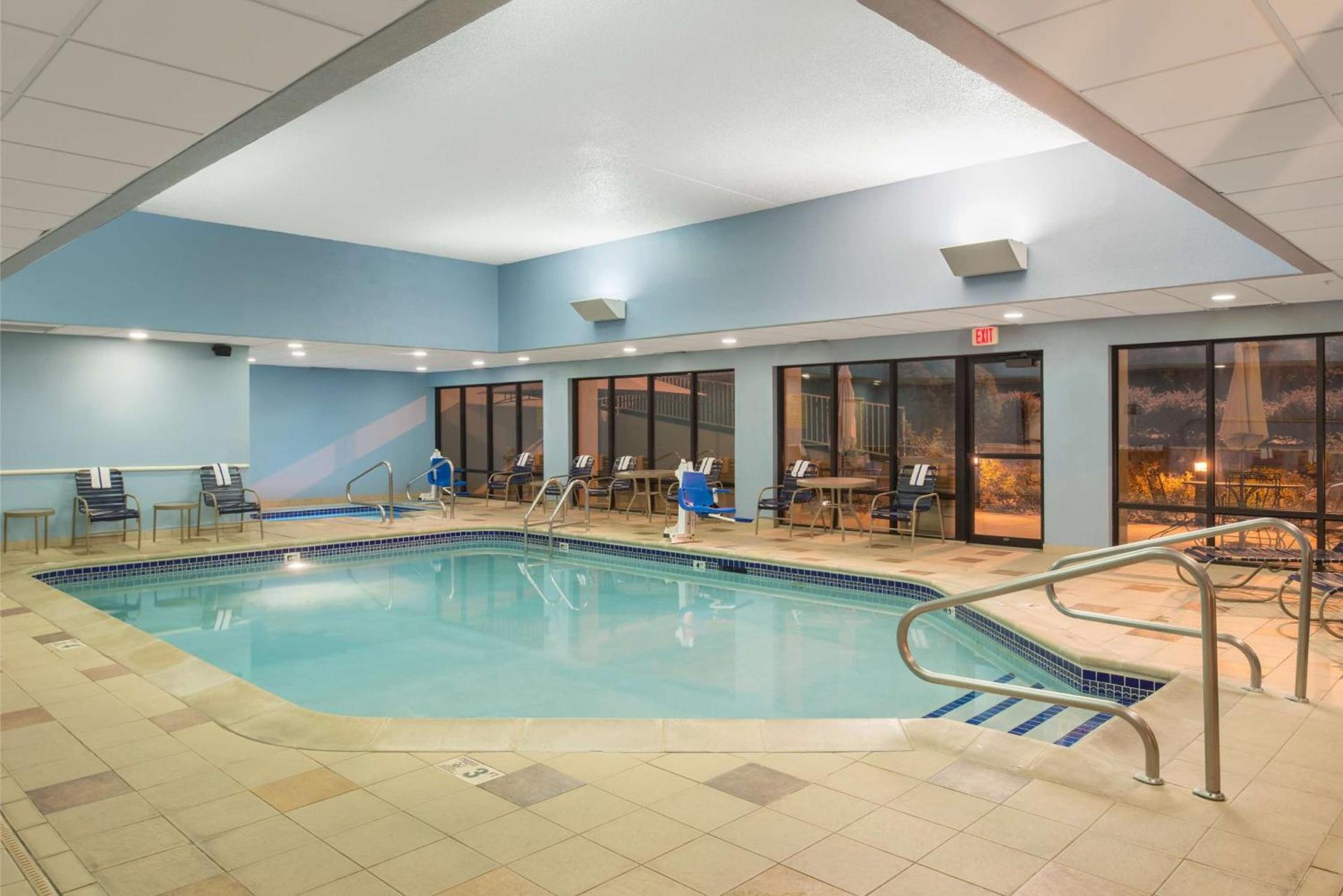 Hampton Inn Columbia photo 6