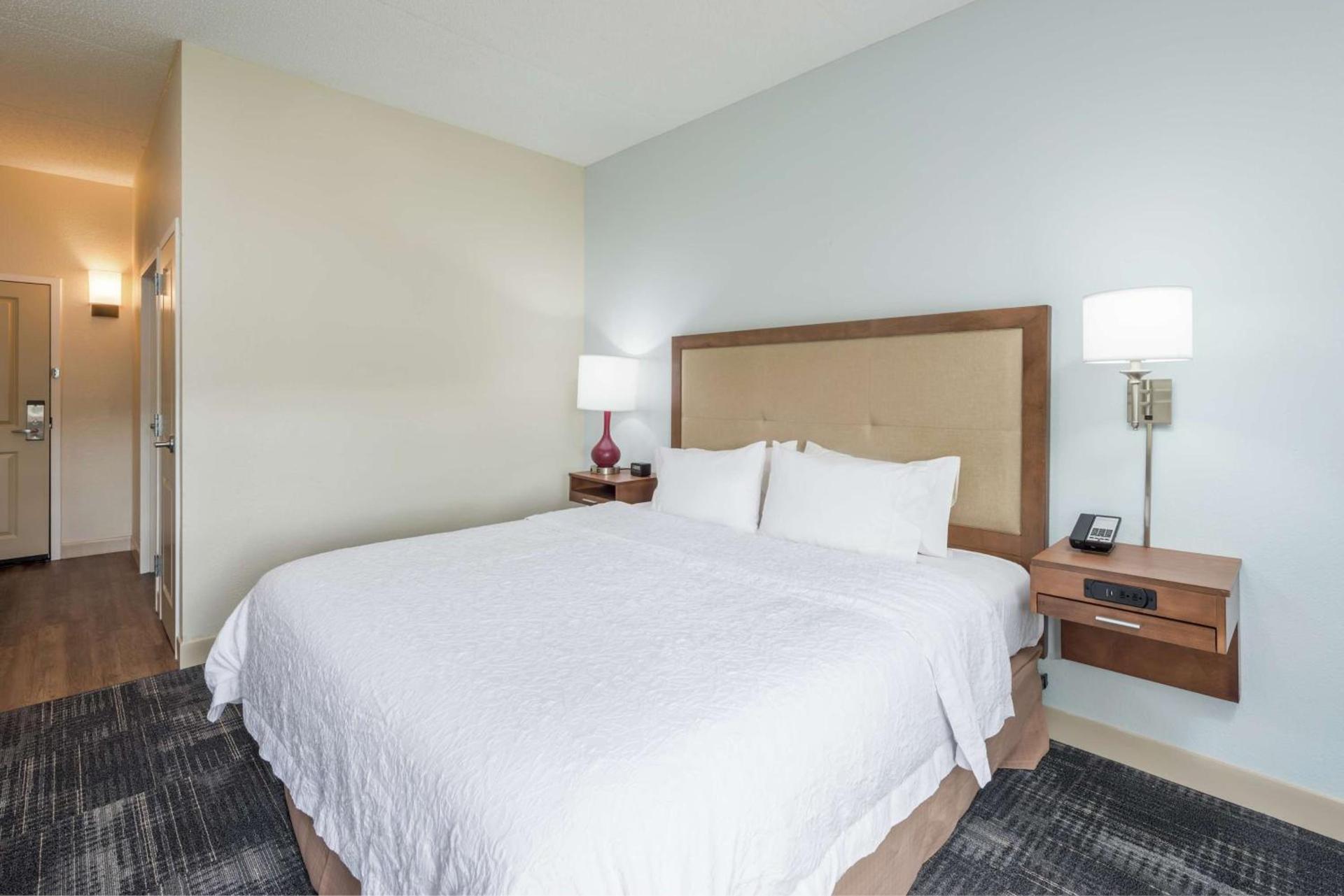 Hampton Inn Columbia photo 22
