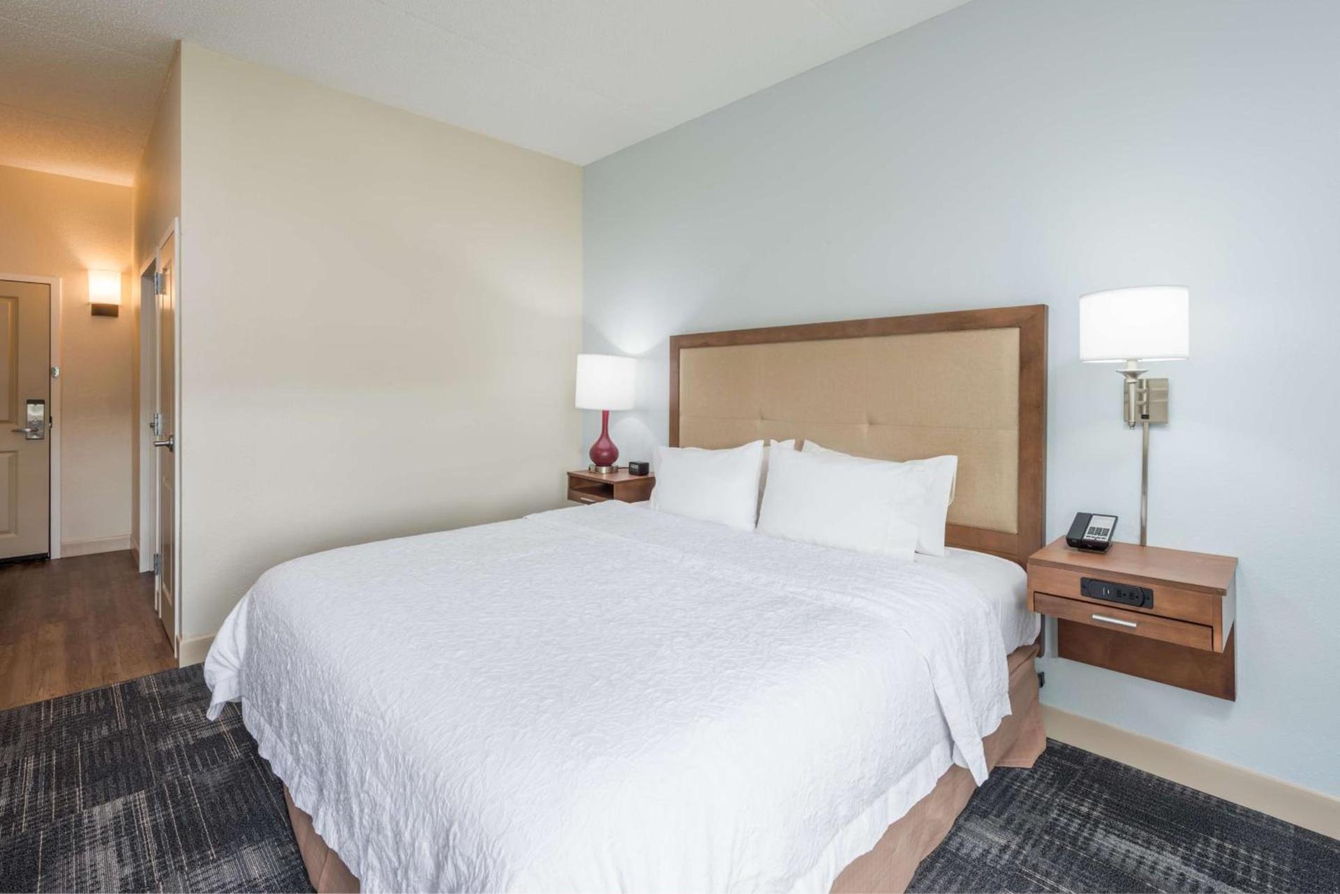 Hampton Inn Columbia photo 35