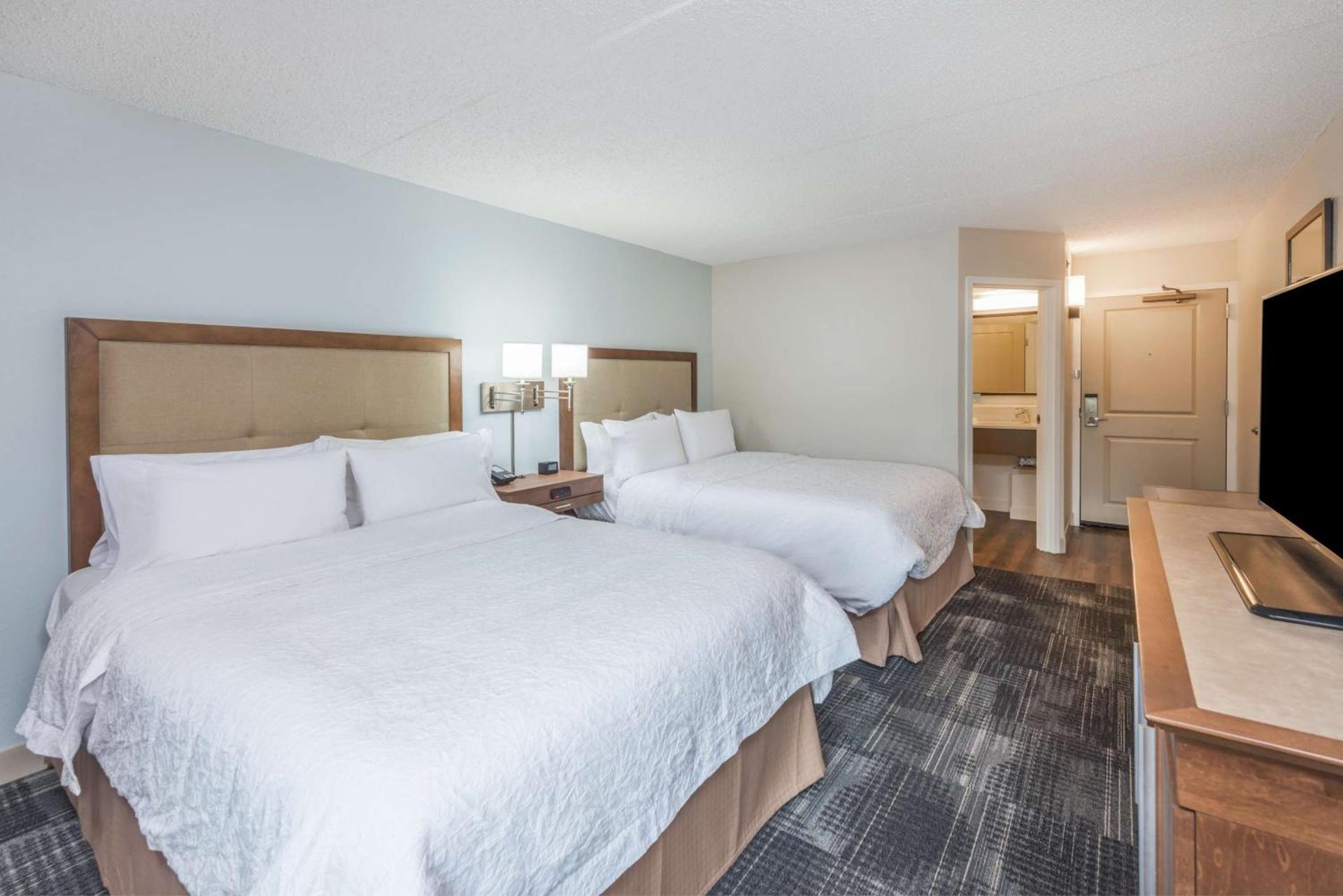 Hampton Inn Columbia photo 34