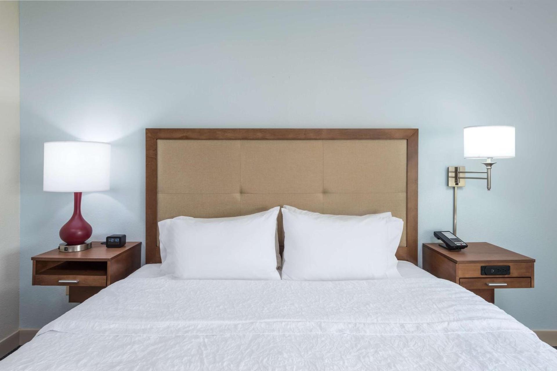 Hampton Inn Columbia photo 40