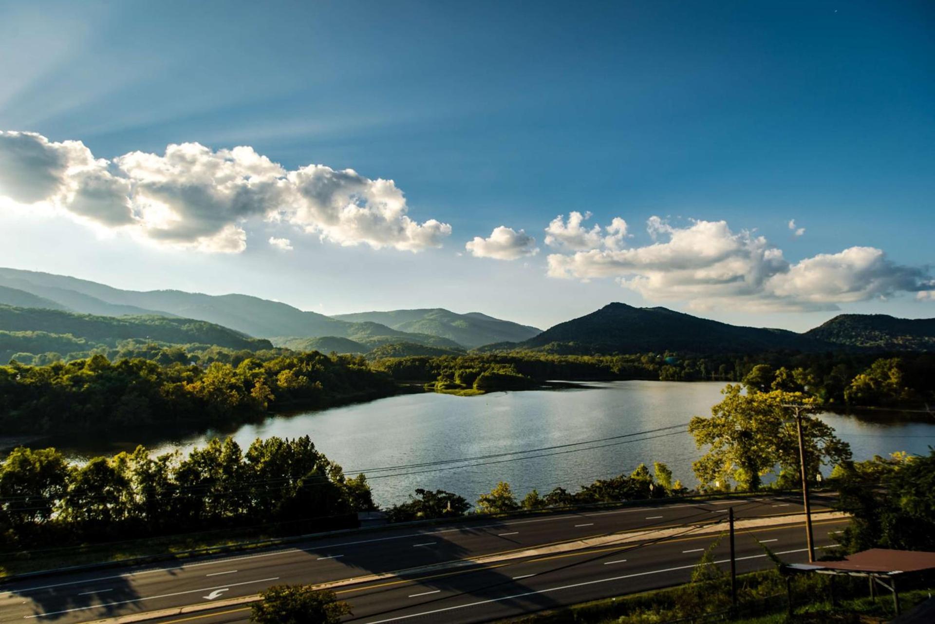 Hampton Inn Caryville-I-75/Cove Lake-State Park photo 15