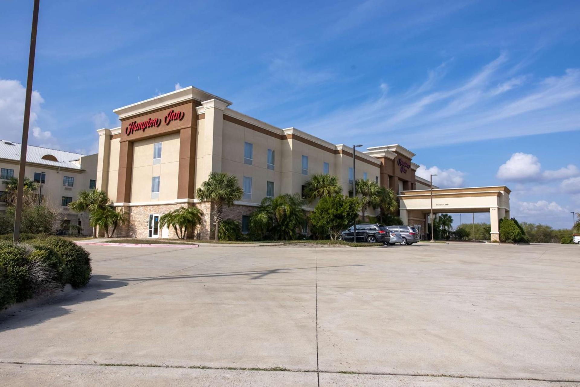 Hampton Inn Alice photo 10