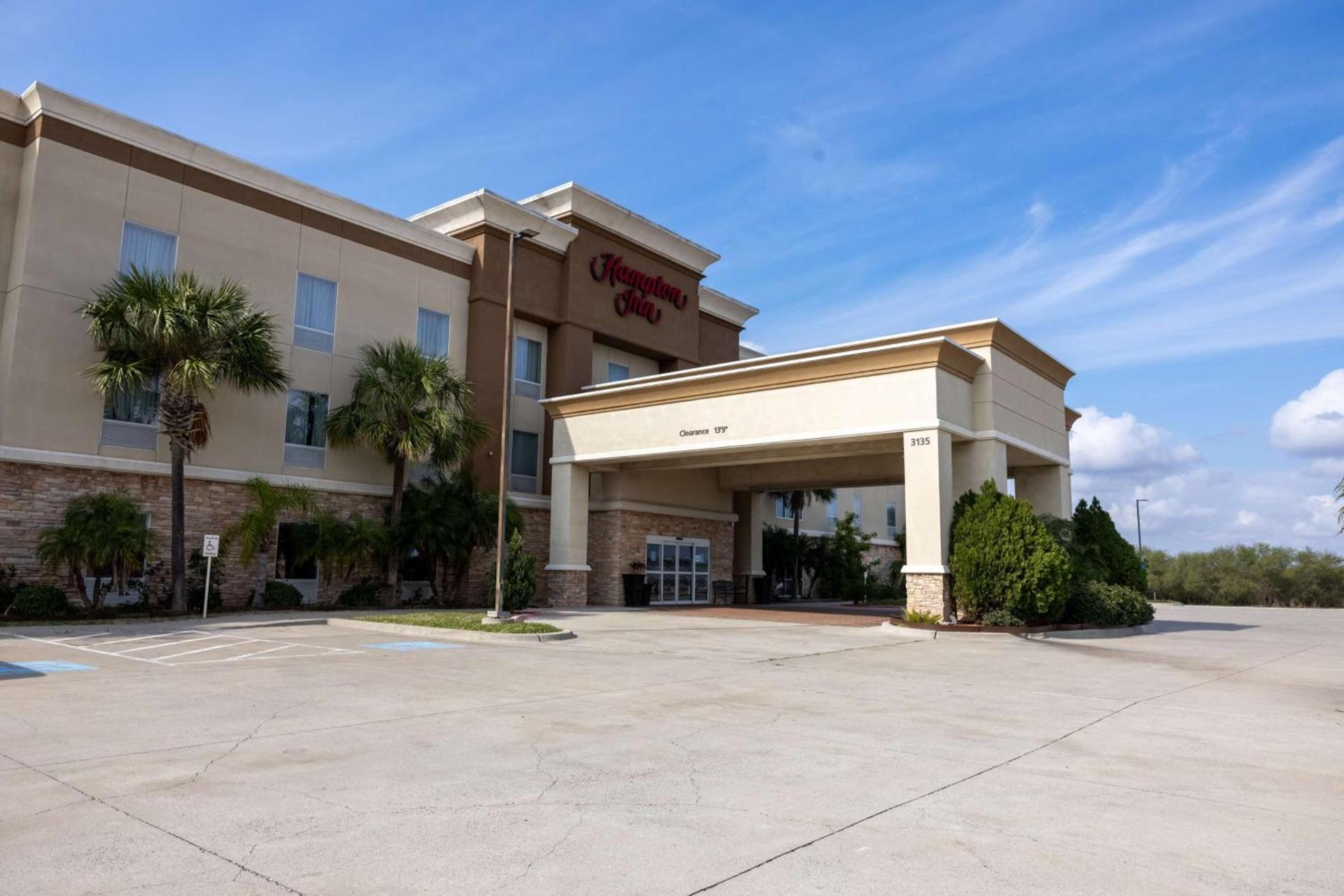 Hampton Inn Alice photo 9
