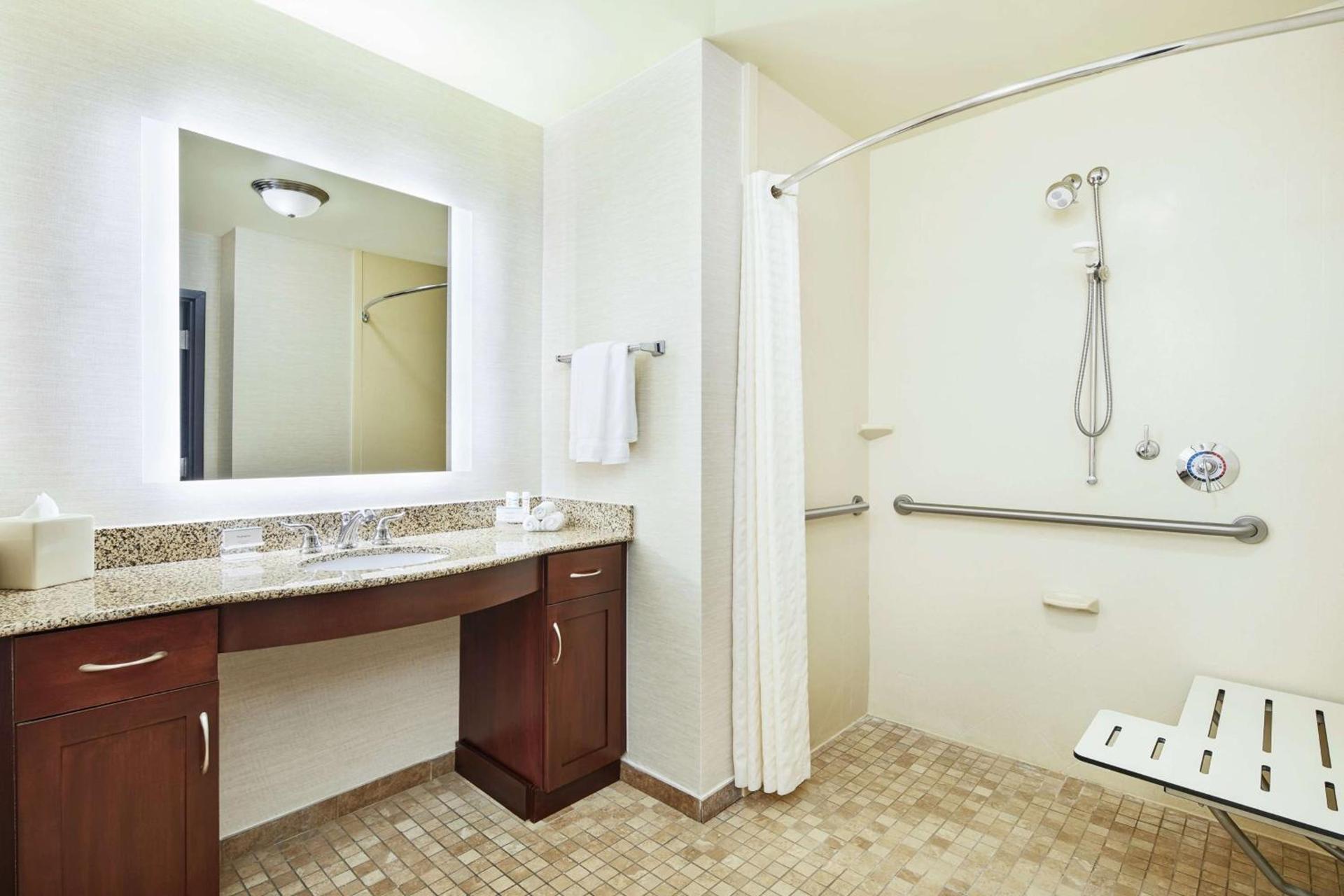 Homewood Suites by Hilton Columbus photo 12