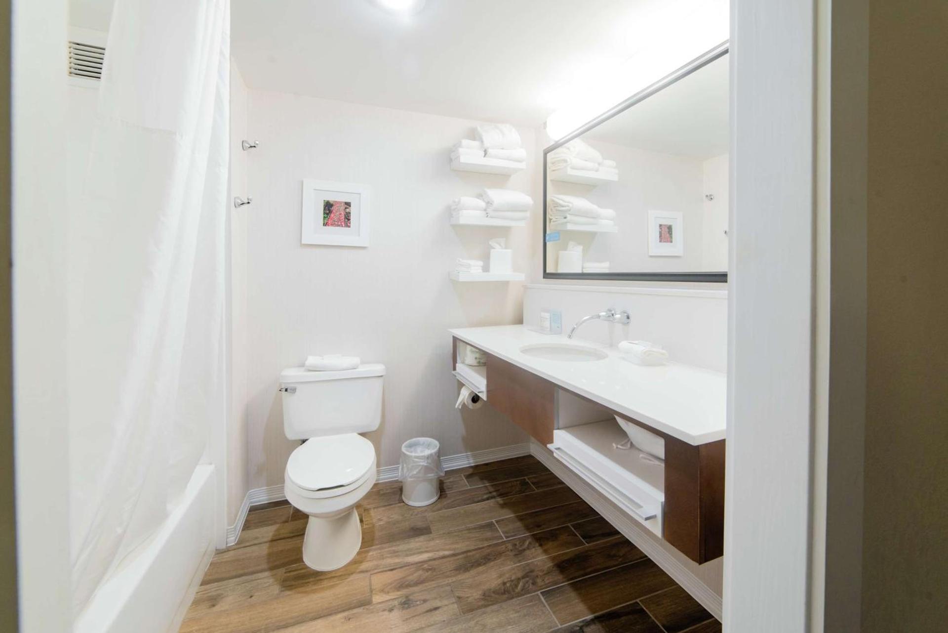 Hampton Inn Caryville-I-75/Cove Lake-State Park photo 53