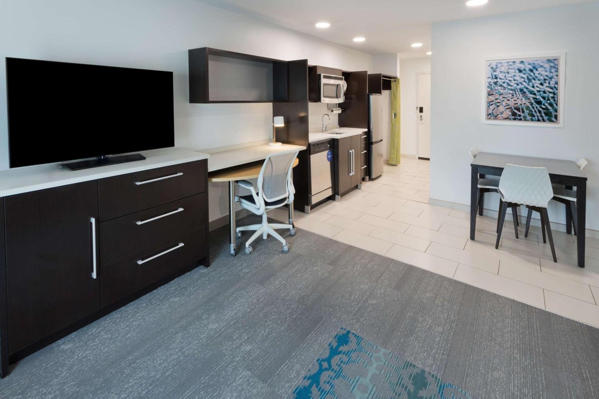 Home2 Suites by Hilton Columbus photo 13
