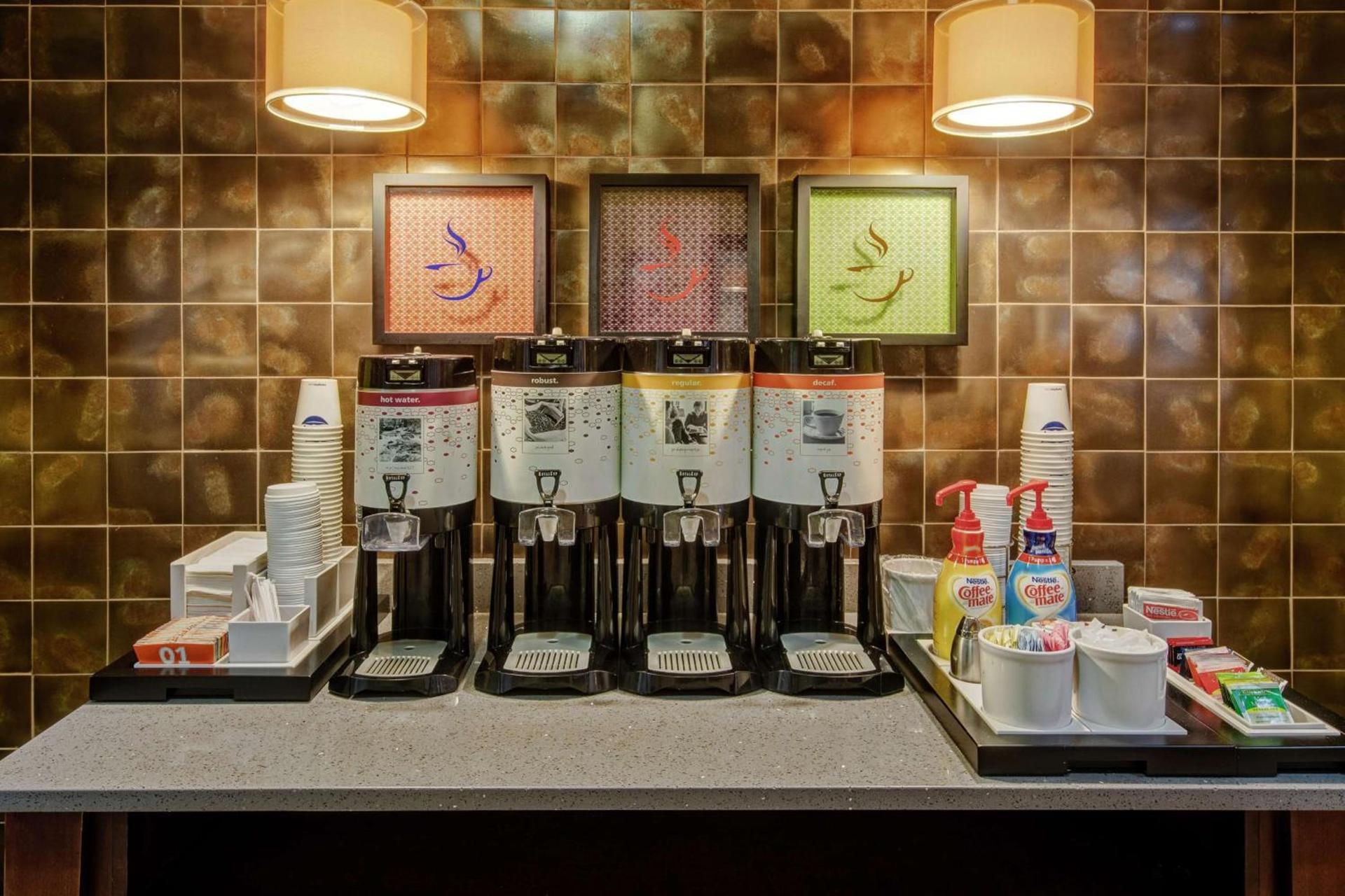 Hampton Inn Crossville photo 7
