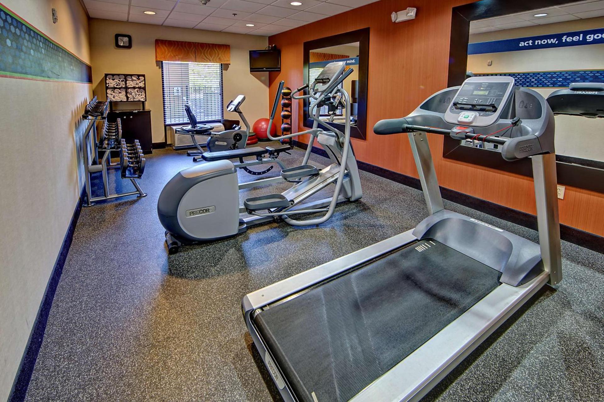 Hampton Inn Crossville photo 10