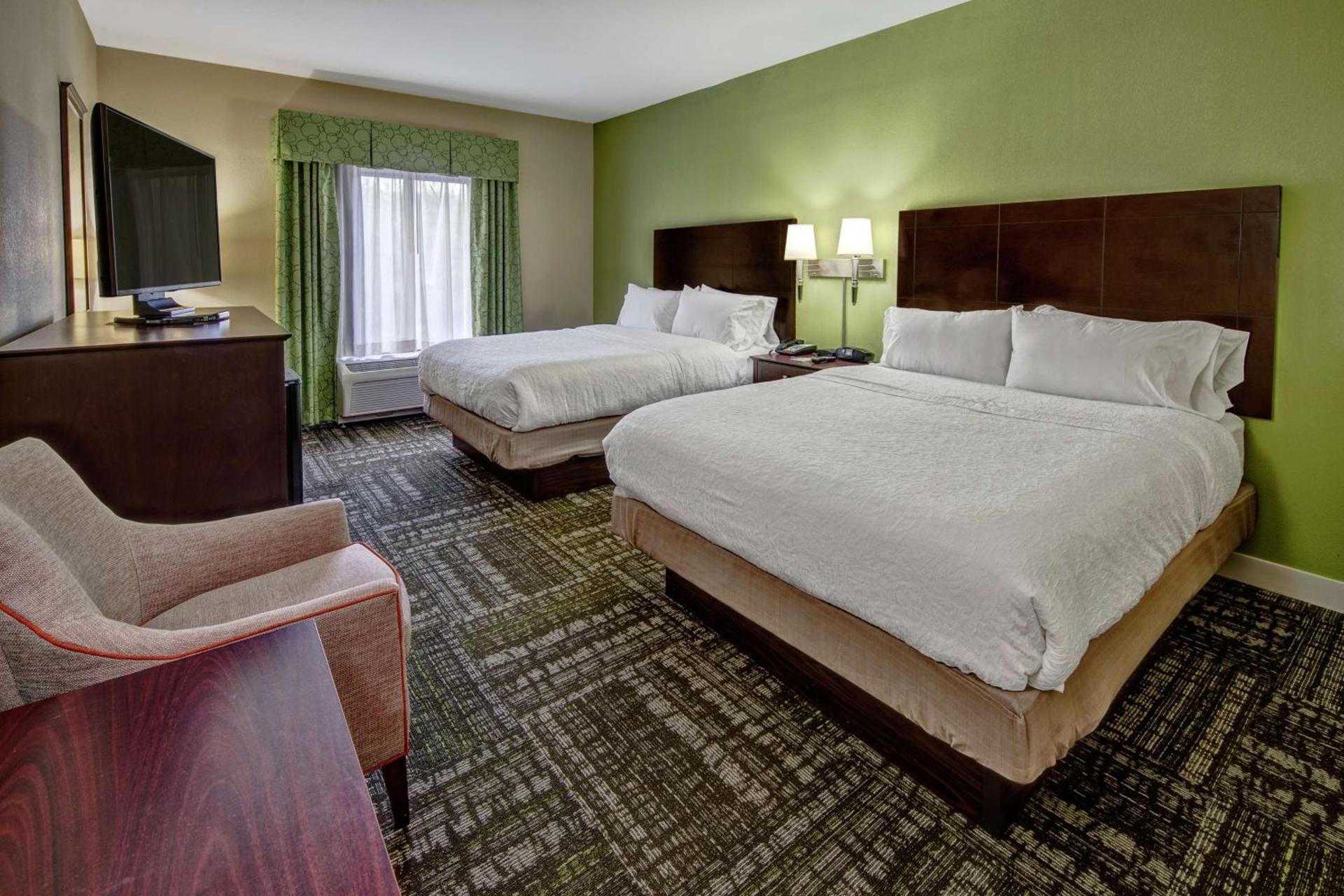 Hampton Inn Crossville photo 15