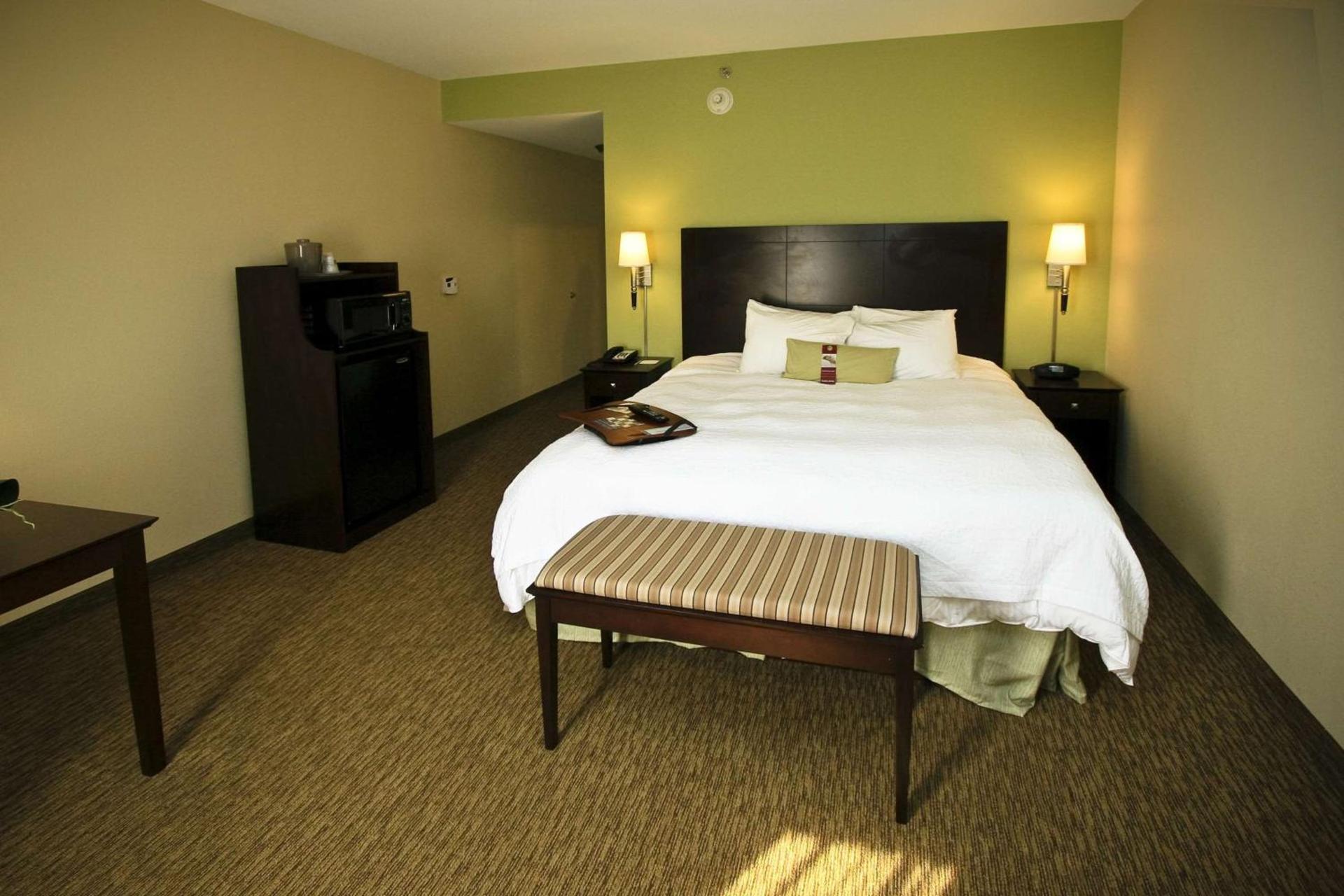 Hampton Inn Crossville photo 18