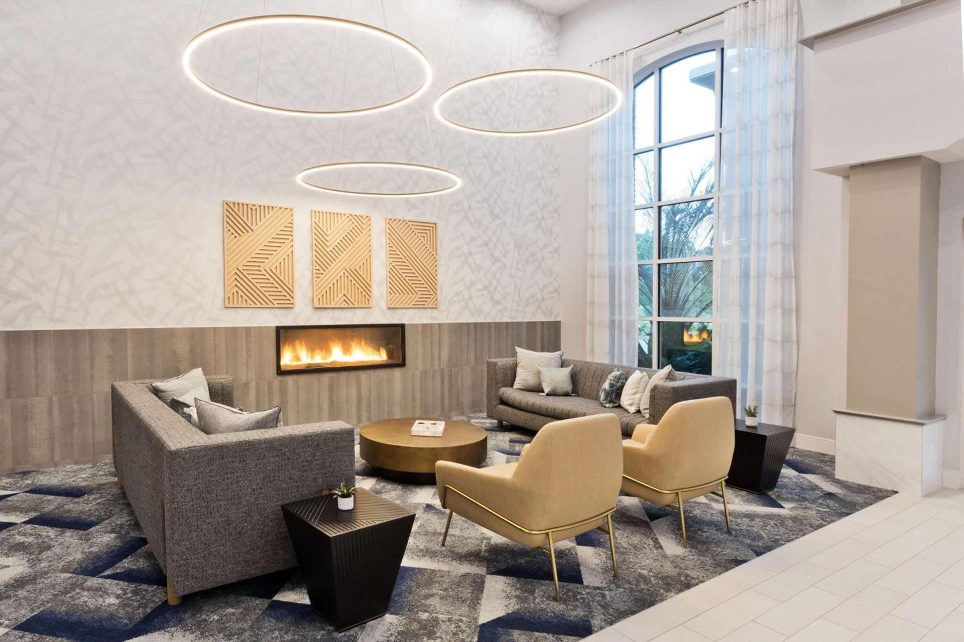 Hampton Inn & Suites Phenix City- Columbus Area photo 5