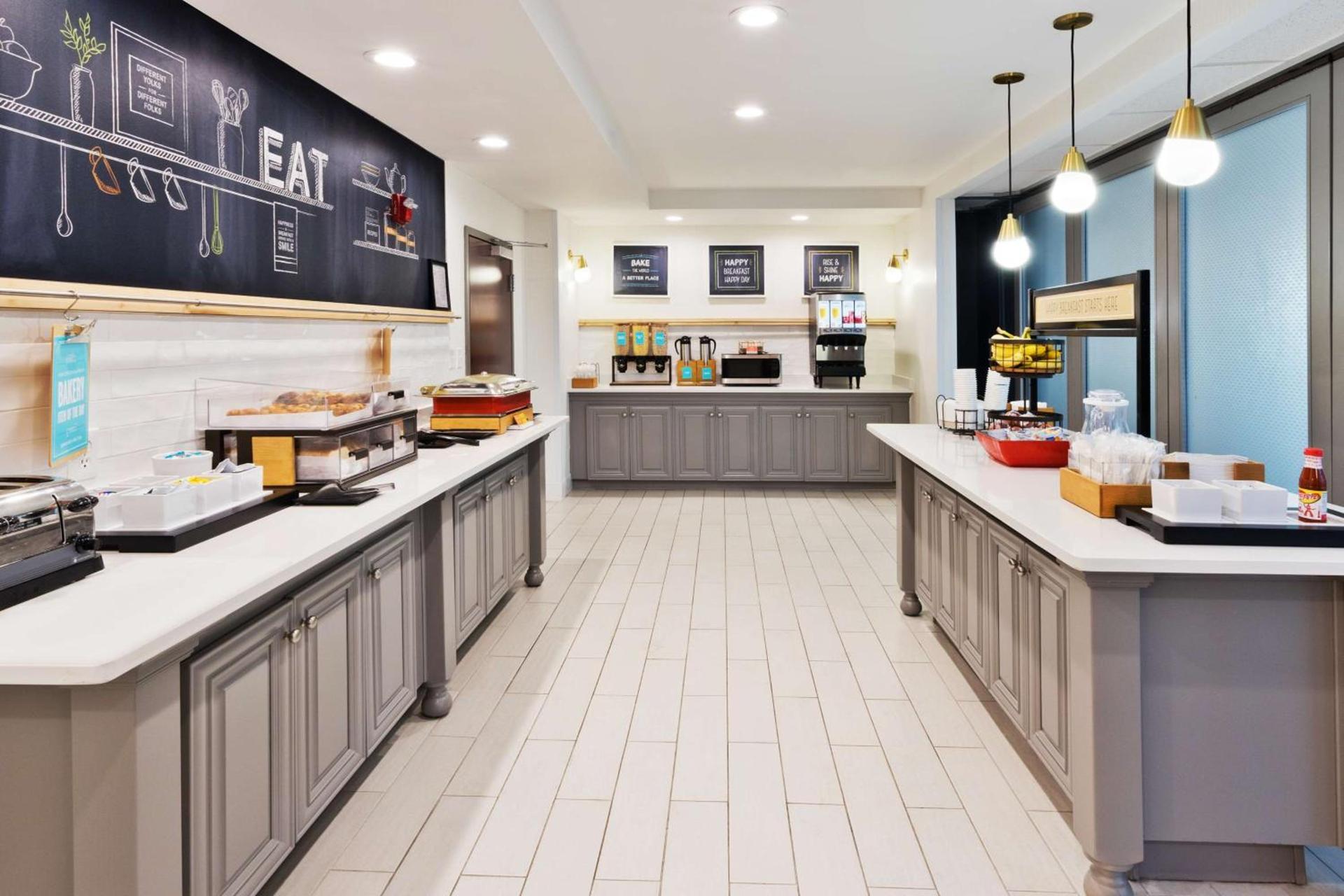 Hampton Inn & Suites Phenix City- Columbus Area photo 14