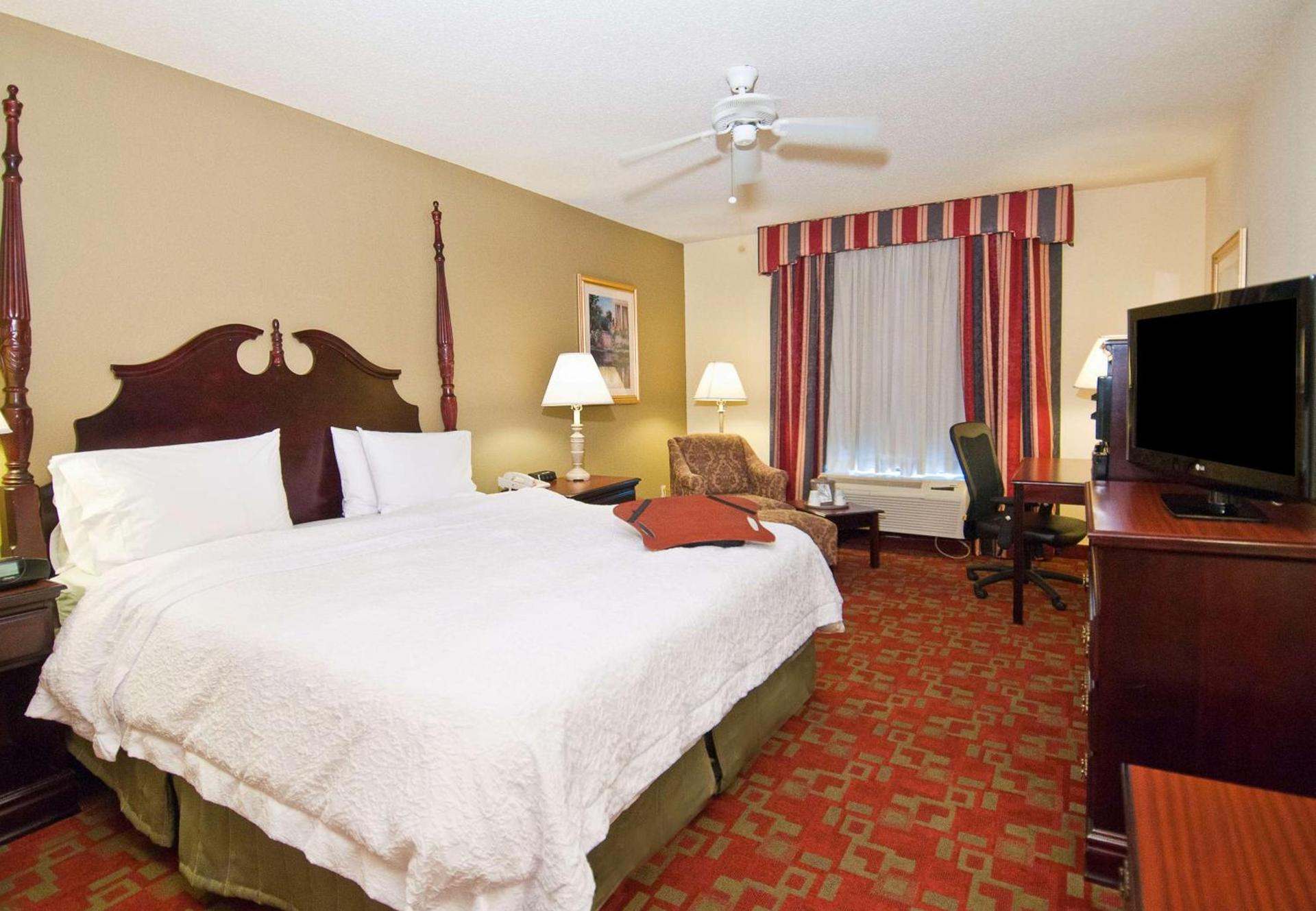 Hampton Inn Canton photo 49