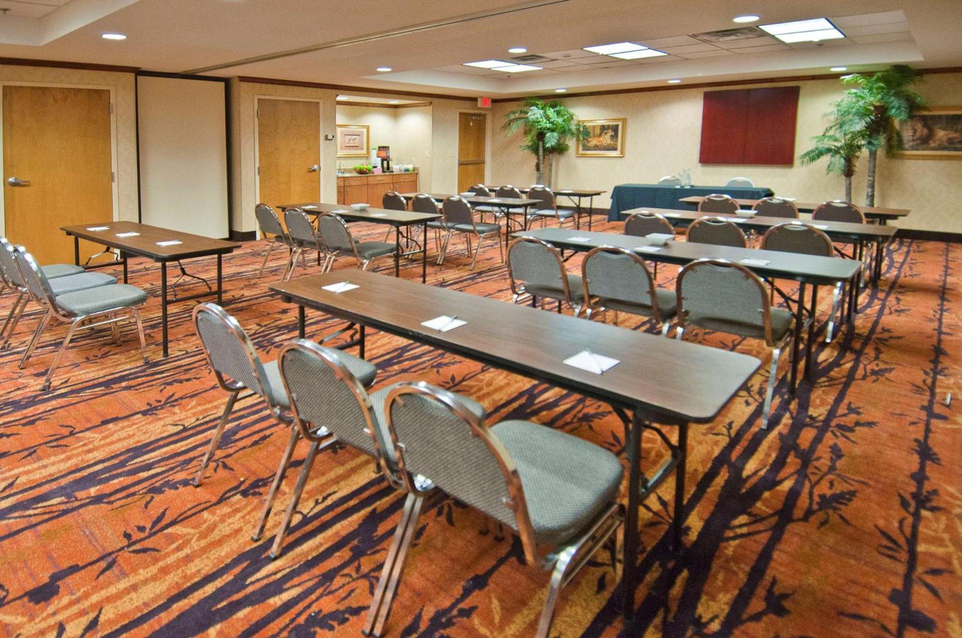 Hampton Inn Canton photo 54