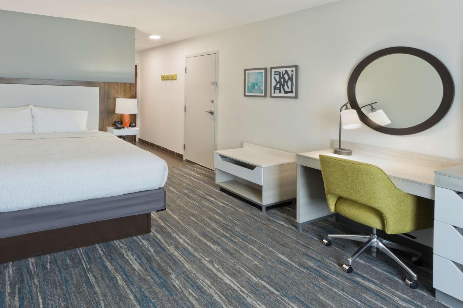 Hampton Inn & Suites Phenix City- Columbus Area photo 33