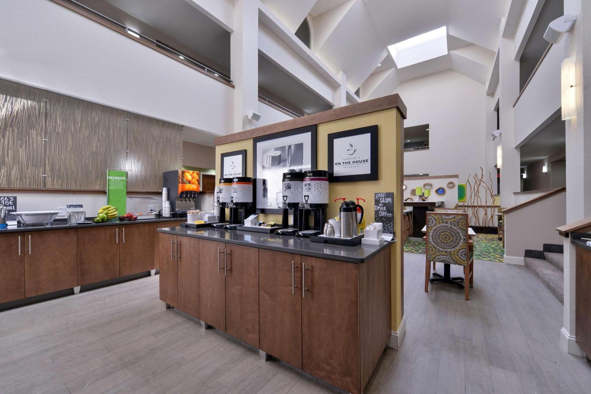Hampton Inn Cartersville photo 8