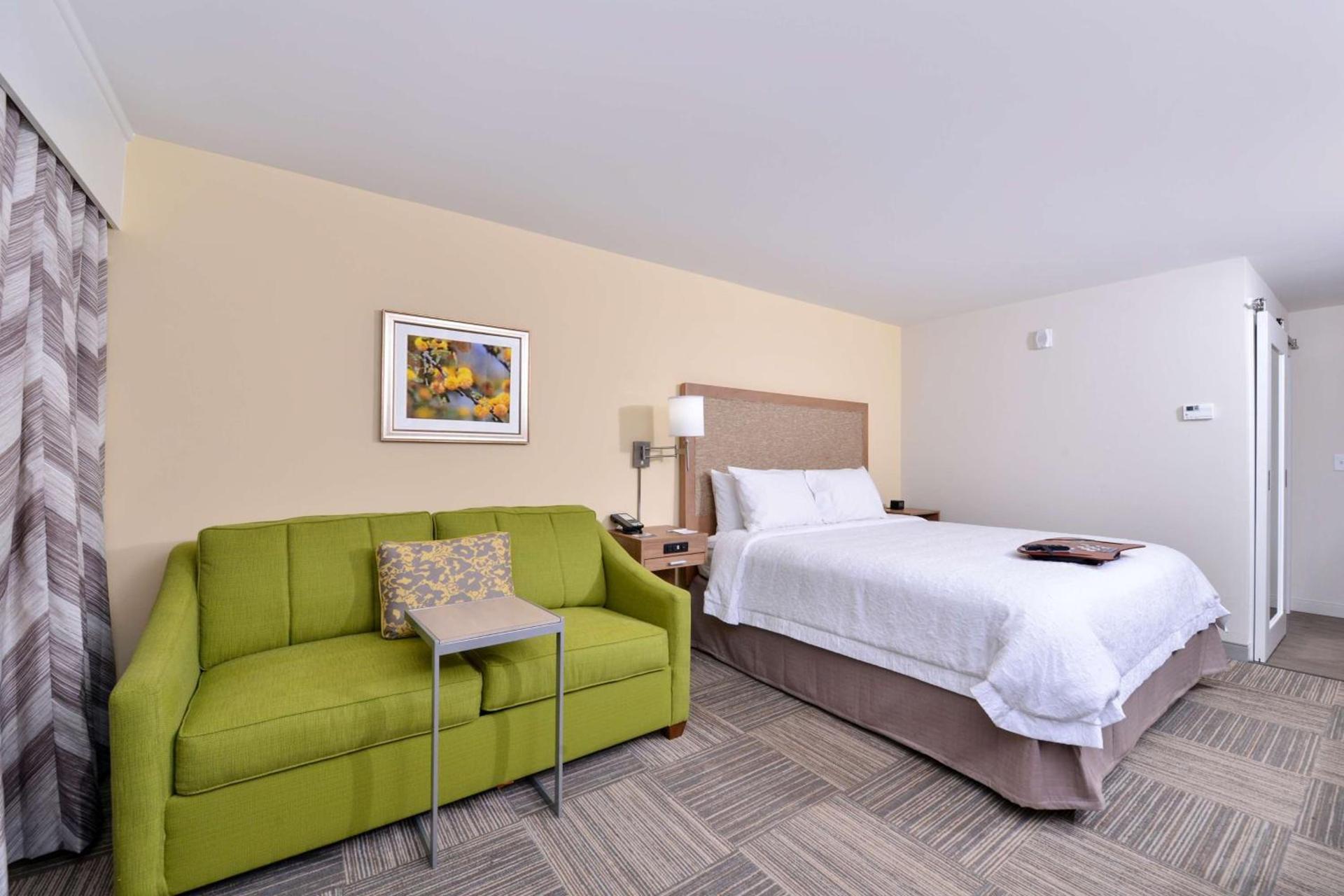 Hampton Inn Cartersville photo 17
